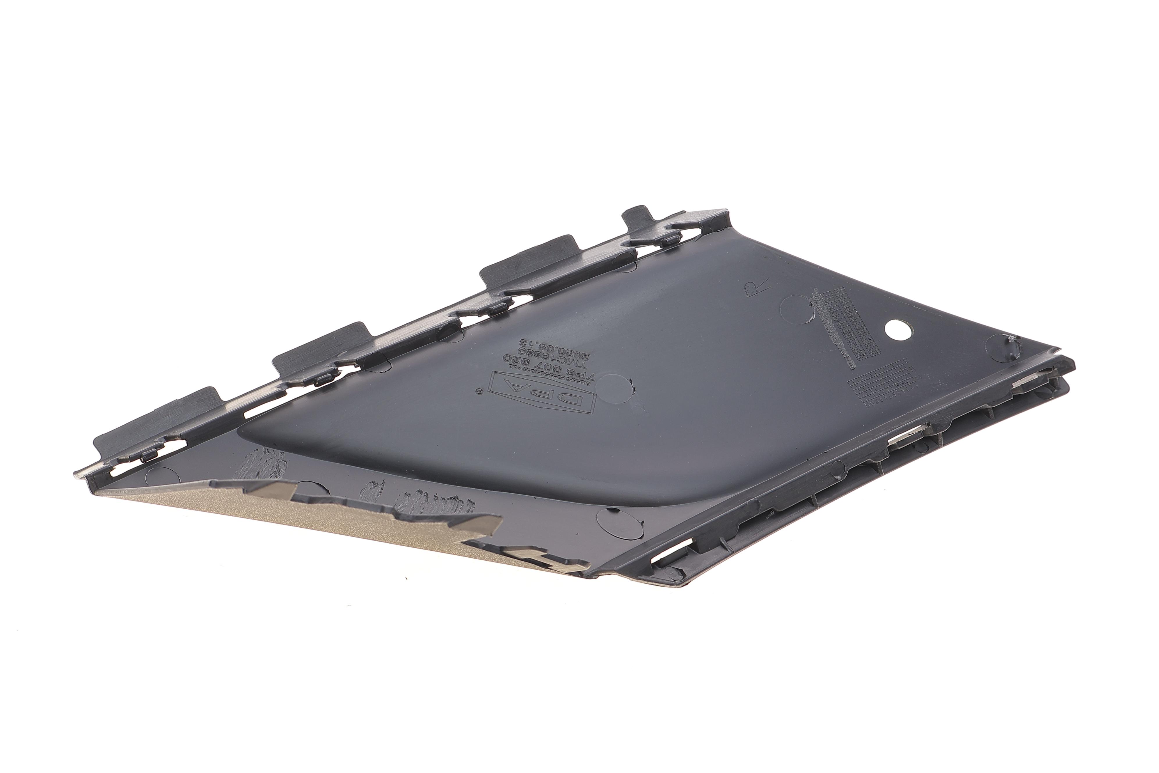 Накладка бампера (переднего) VW Touareg 10-18 (R)