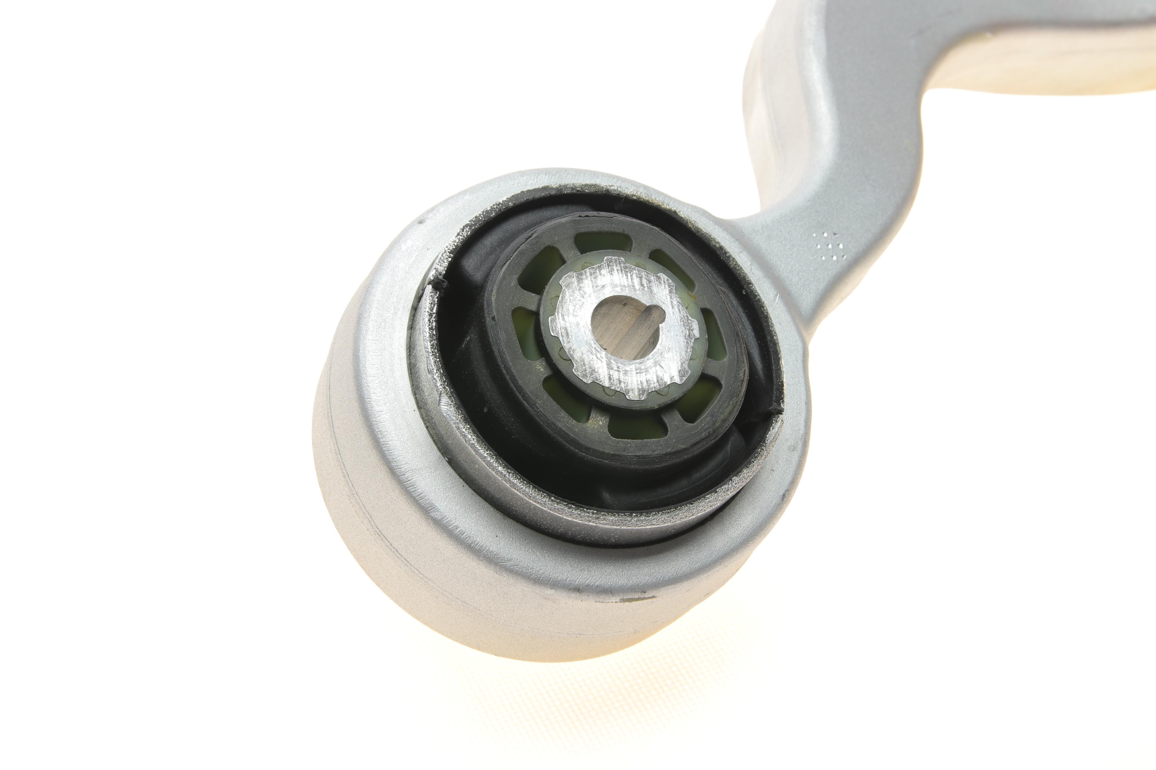 Важіль підвіски (передній/знизу/спереду) (L) MB C-class (W205) 14-