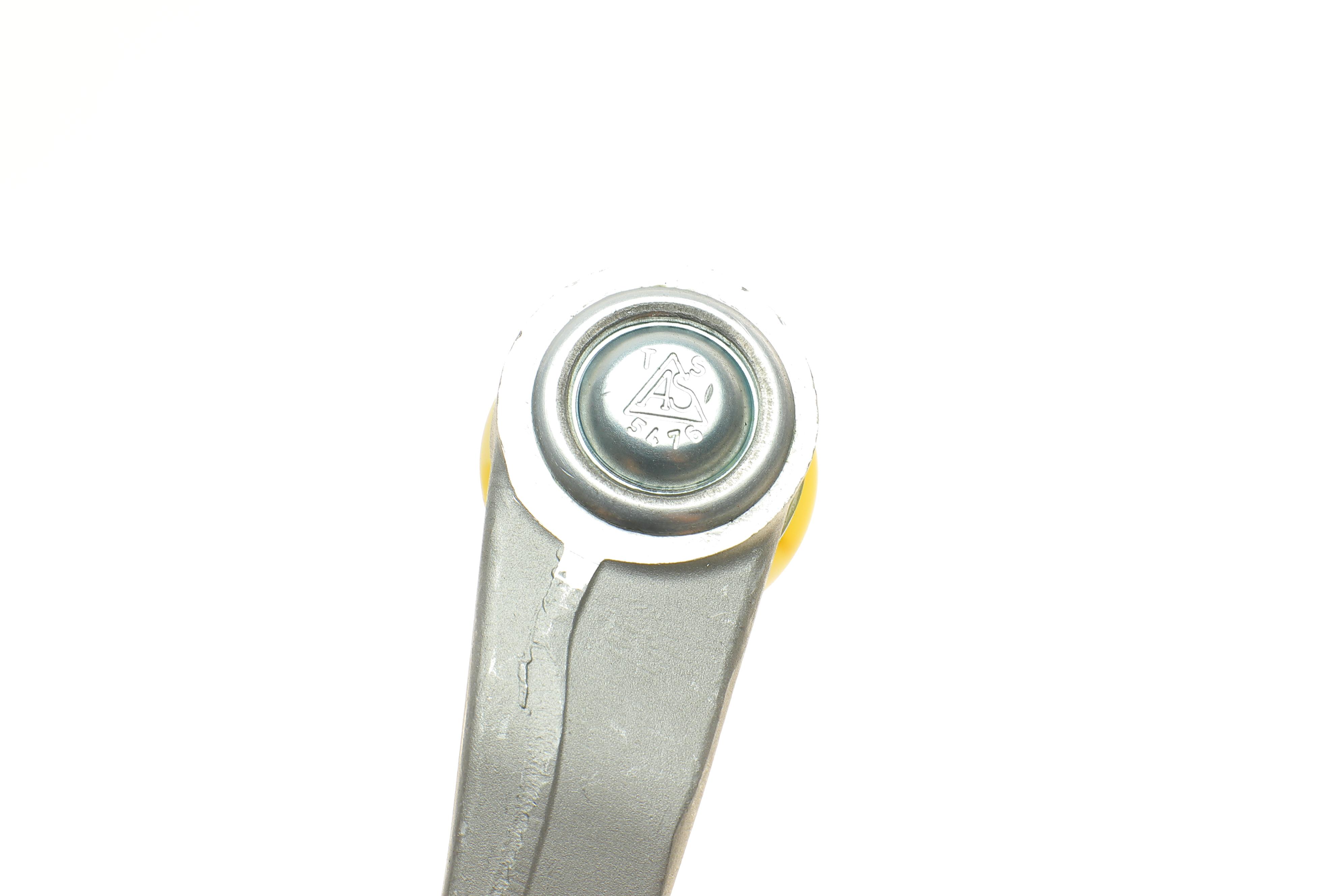 Важіль підвіски (передній/зверху/ззаду) (R) Audi A4/A5/Q5 07-