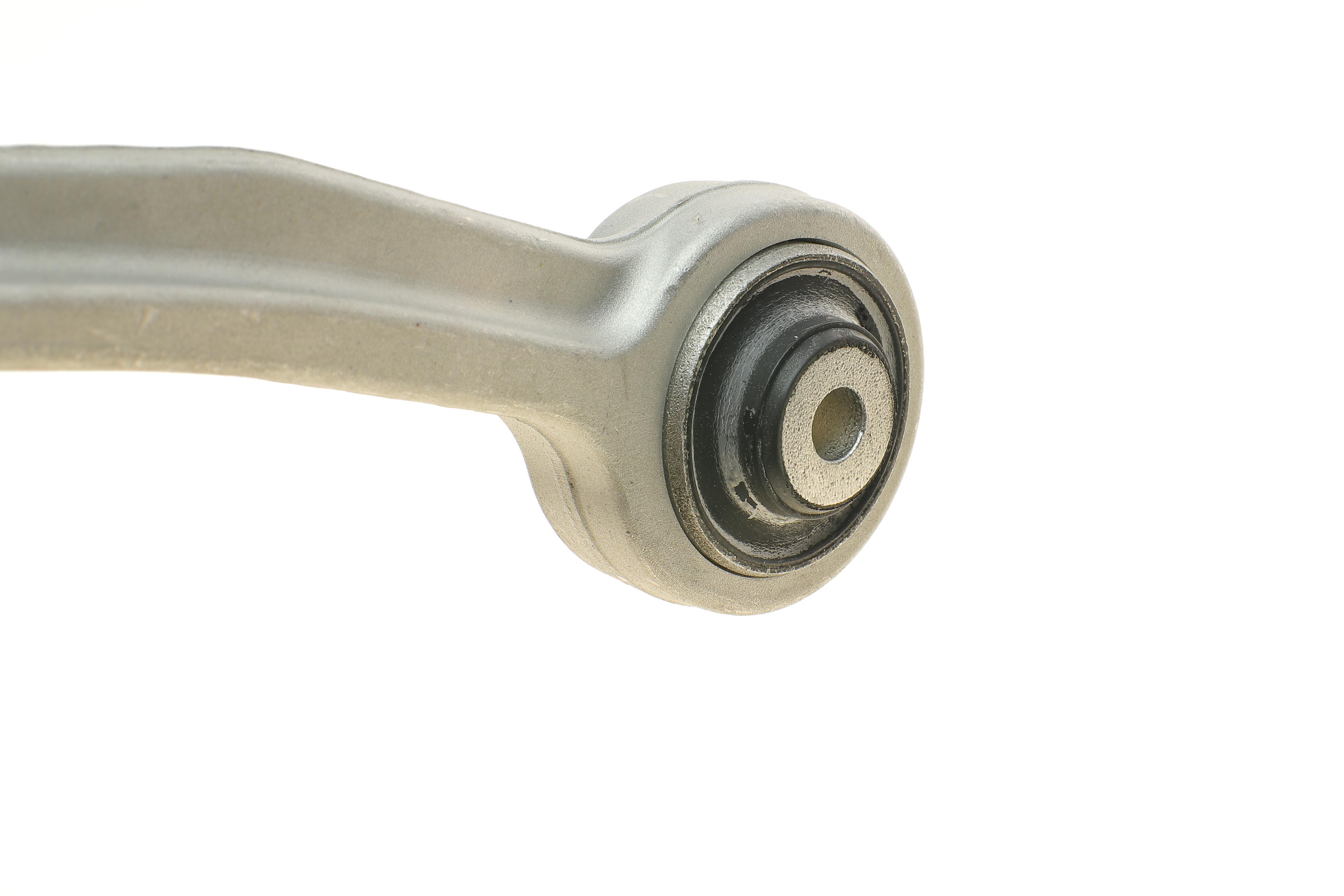 Важіль підвіски (передній/зверху/ззаду) (R) Audi A4/A5/Q5 07-