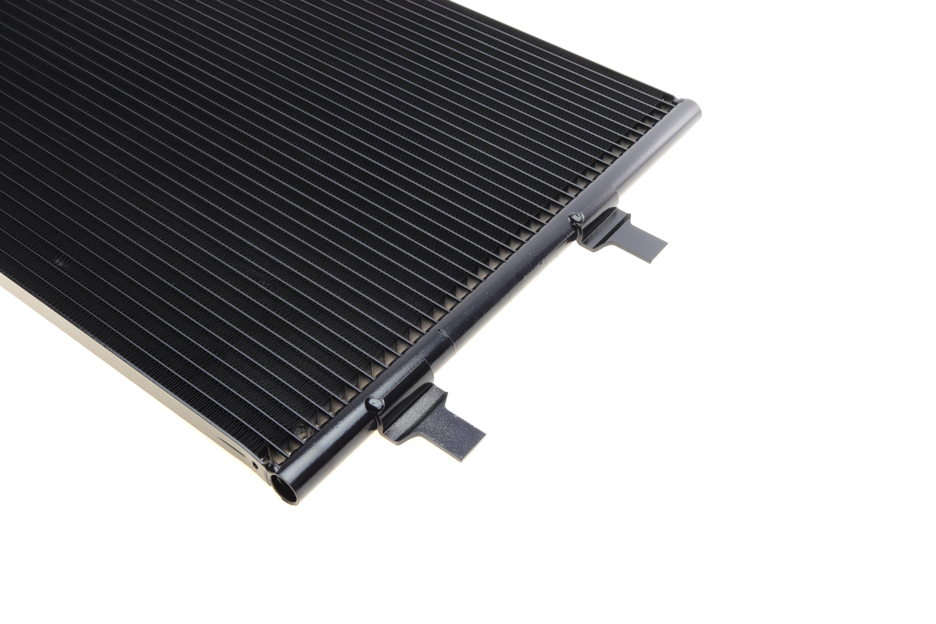 Радіатор кондиціонера Volvo C30/C70/S40/V50 1.6-2.0 04-12