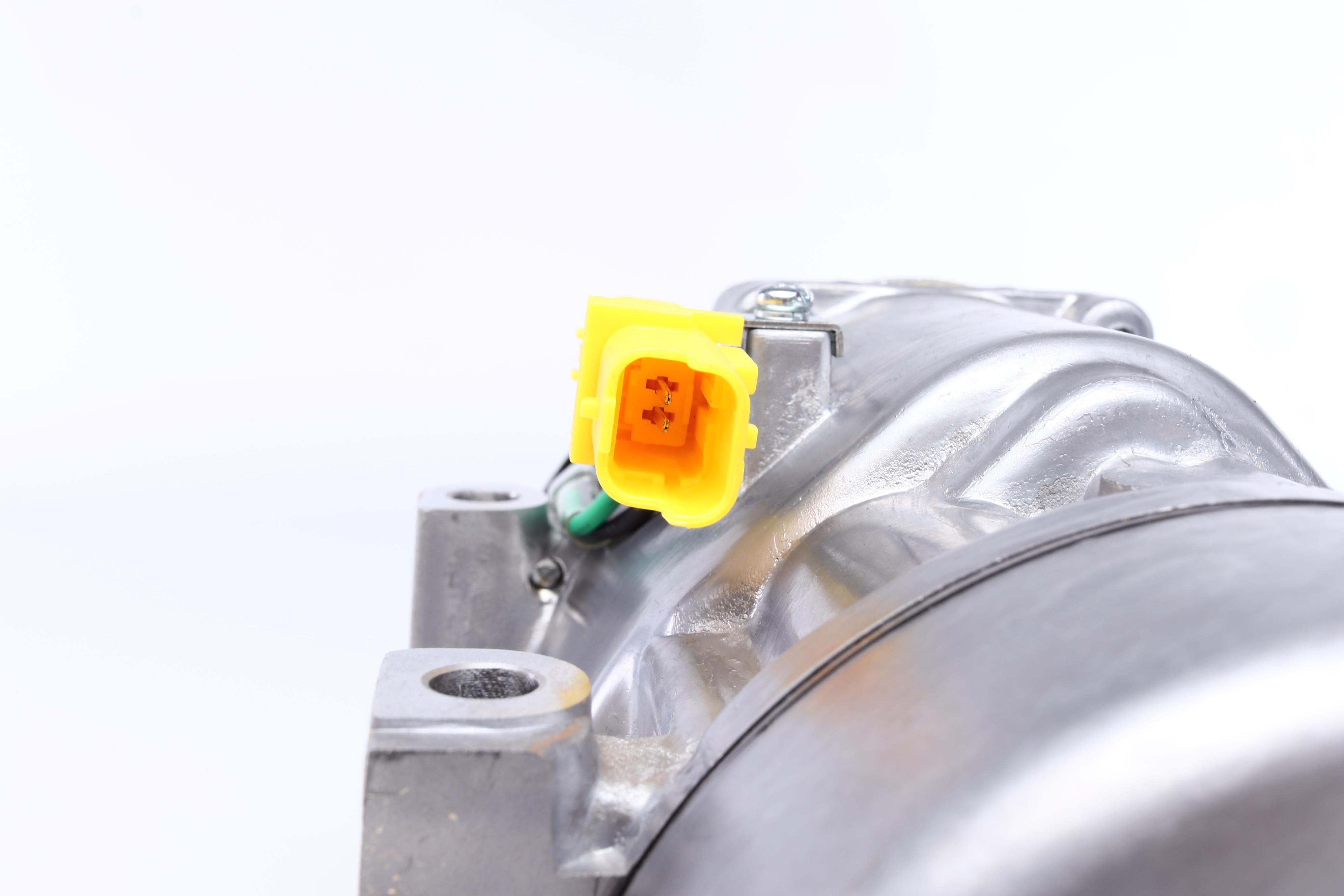 Компресор кондиціонера Citroen Berlingo/Jumpy/Fiat Scudo/Peugeot Expert 1.6HDI 07-/2.0i 00-