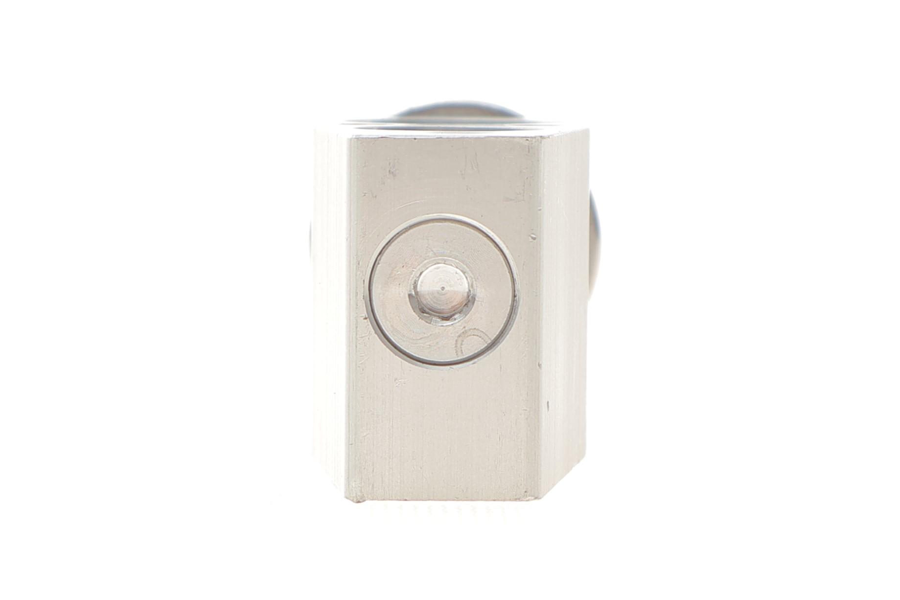 Клапан системи кондиціонування (розширювальний) Chevrolet Aveo/Opel Mokka 11-