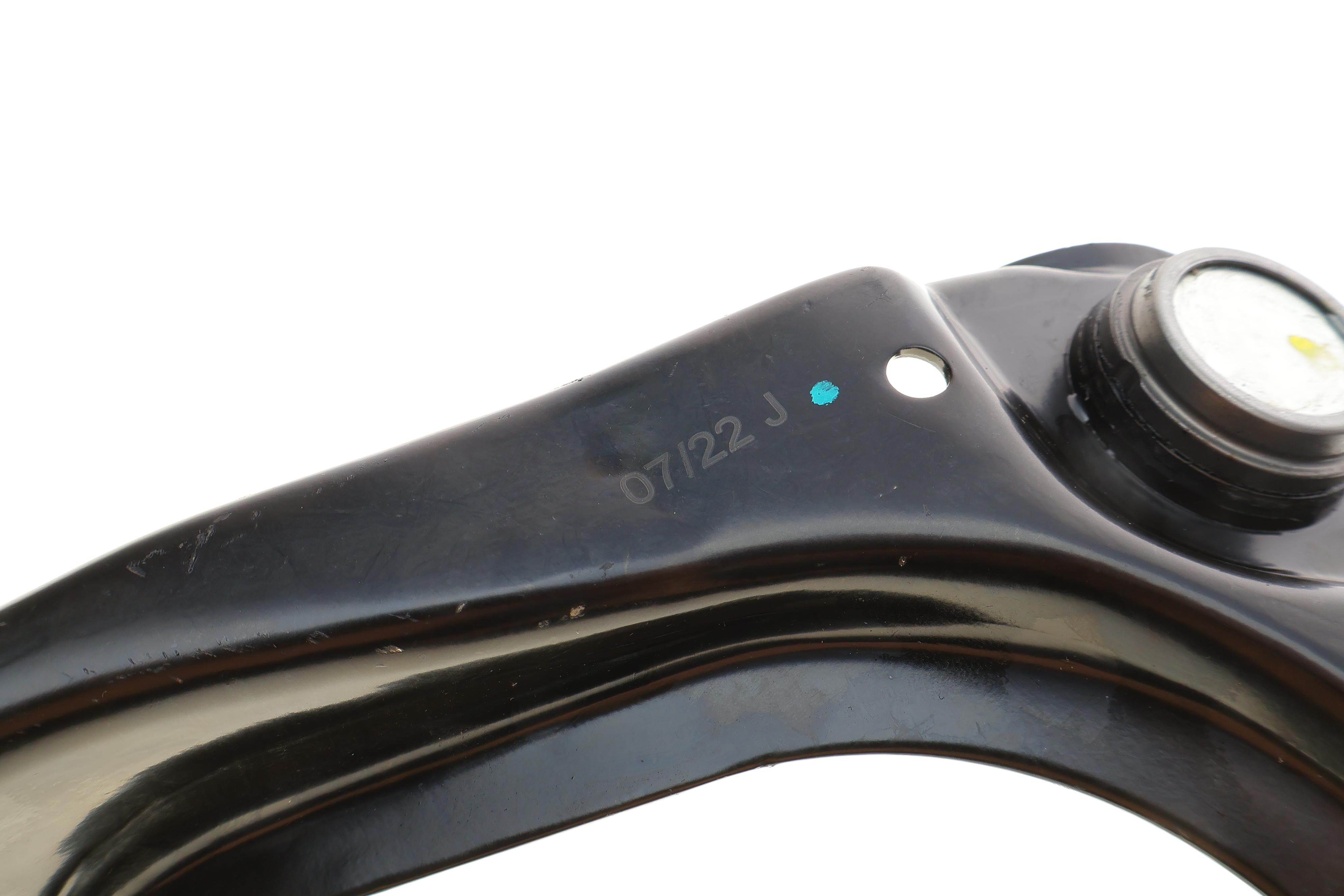 Важіль підвіски (передній/зверху) (L) Mazda 6 02-07