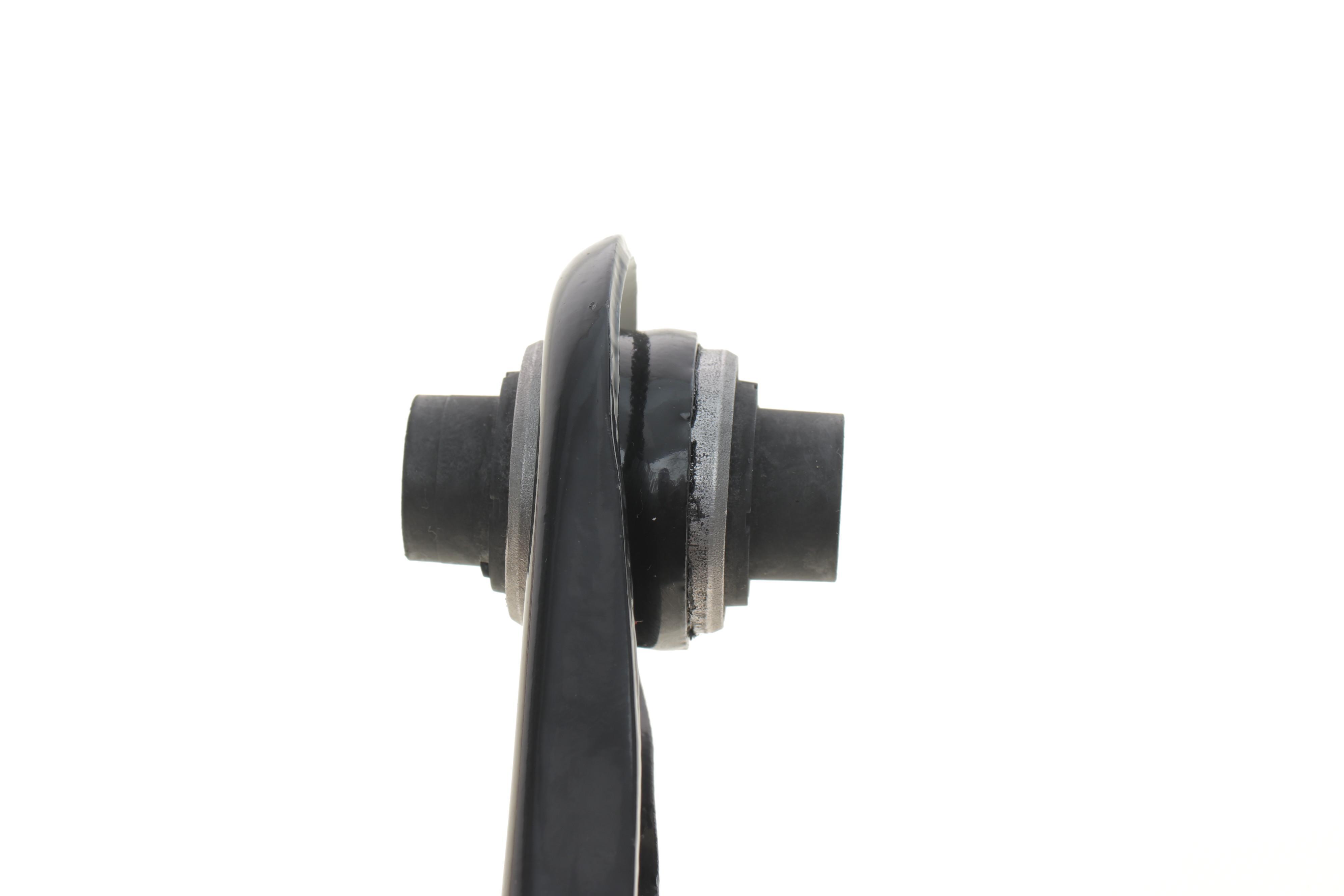 Важіль підвіски (задній/знизу) (R) VW Touran 03-10