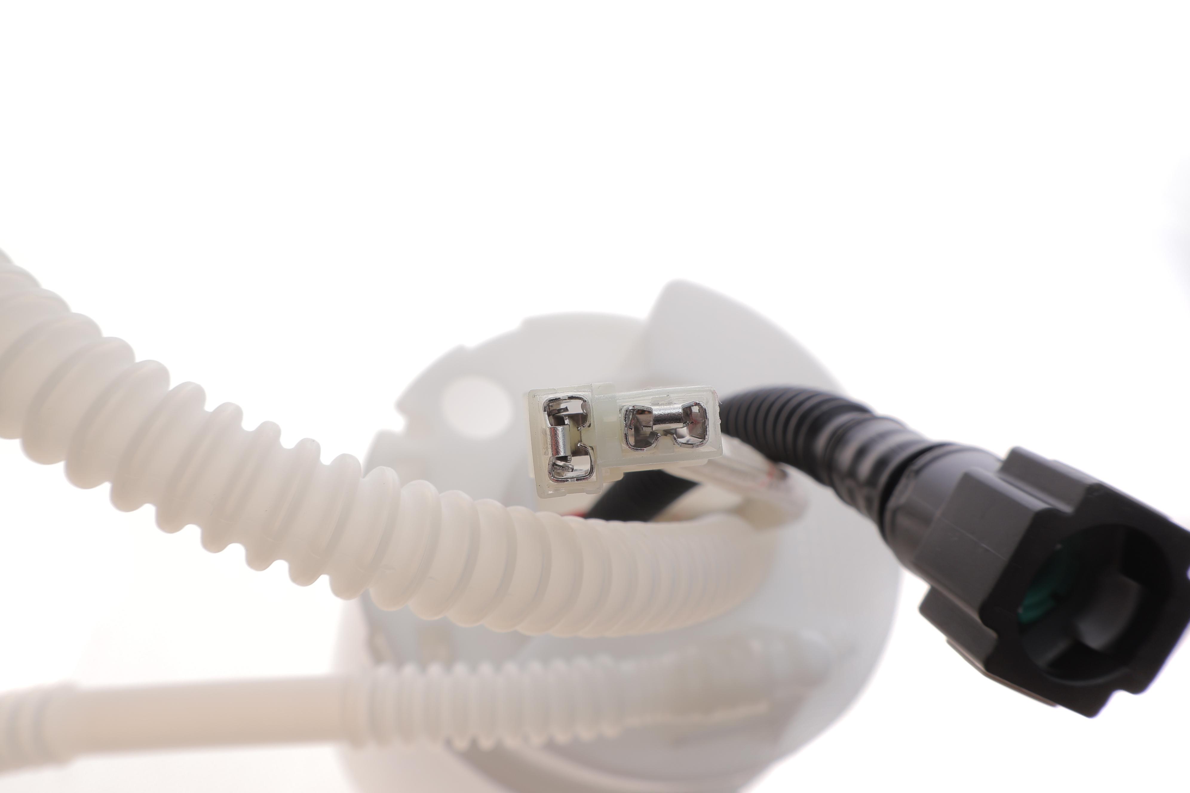 Насос паливний в бак VW Touareg 3.2-6.0 V6 02-10