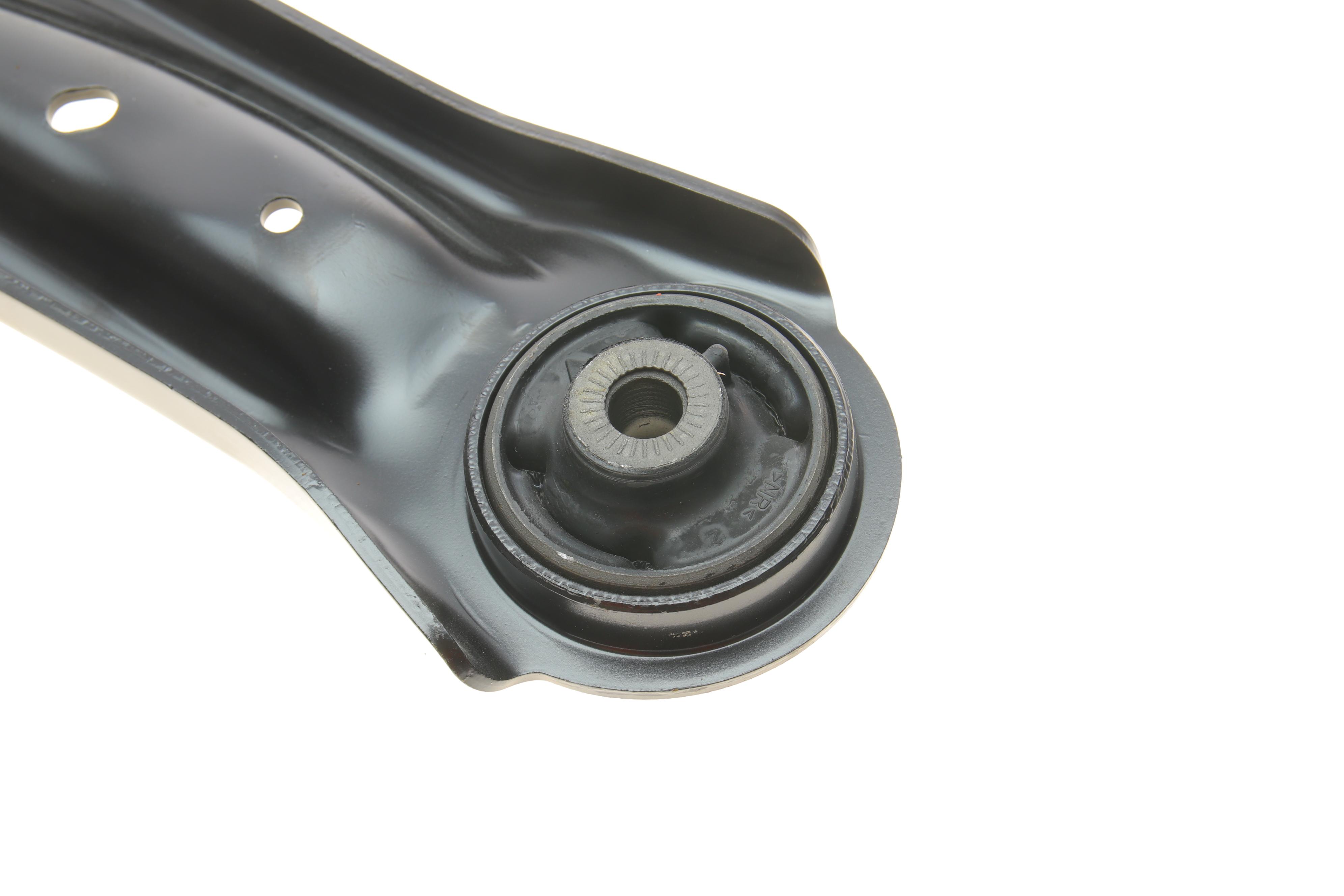 Важіль підвіски (передній/знизу) (R) Skoda Superb III/Kodiaq/Karoq/VW Passat B8/Touran/Tiguan 14-