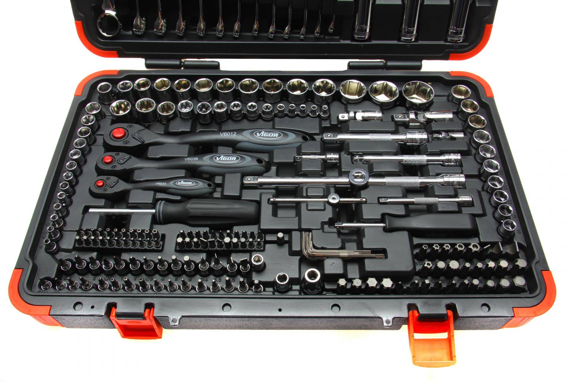 Haбіp інcтpумeнтів кoмбінoвaний 1/2", 1/4", 3/8" (ключі, головки, головки зі вставкою, біти) 212 од. (хромовані)