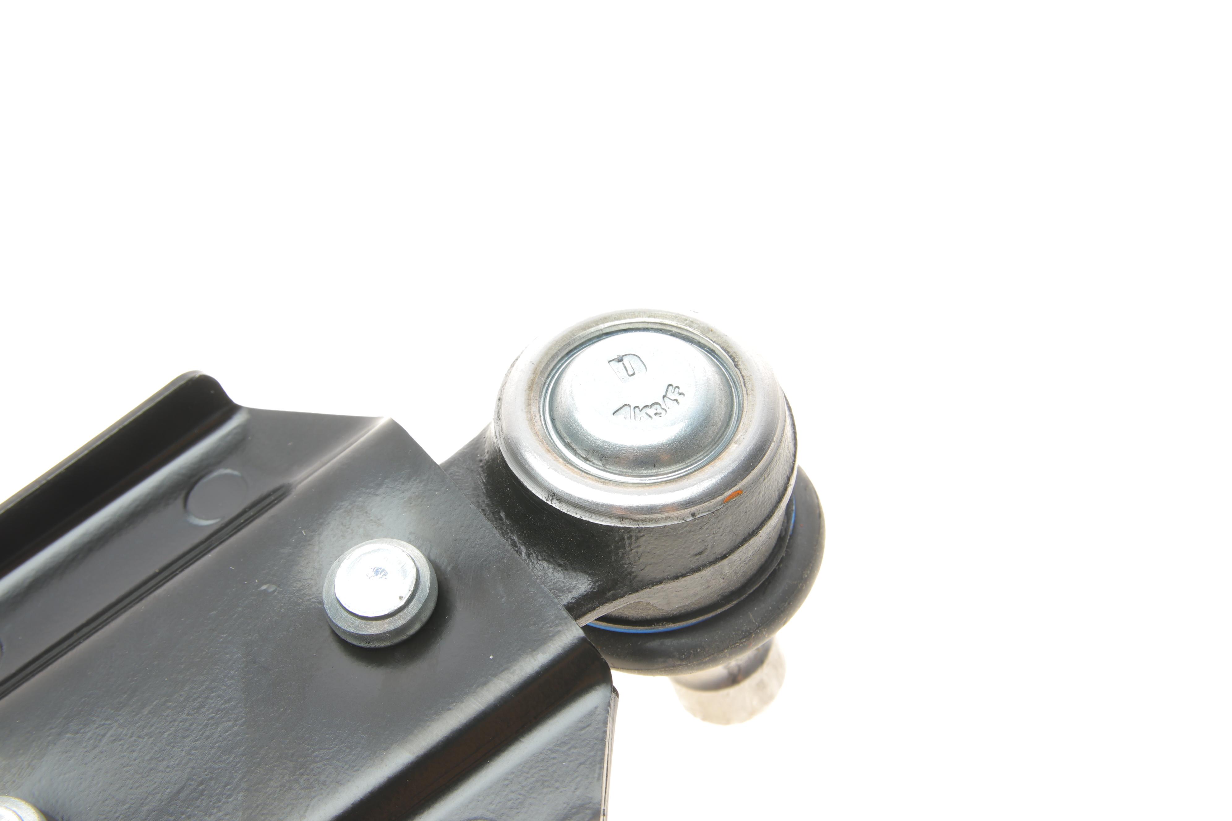 Важіль підвіски (передній/знизу) (R) Ford Escort 90-99