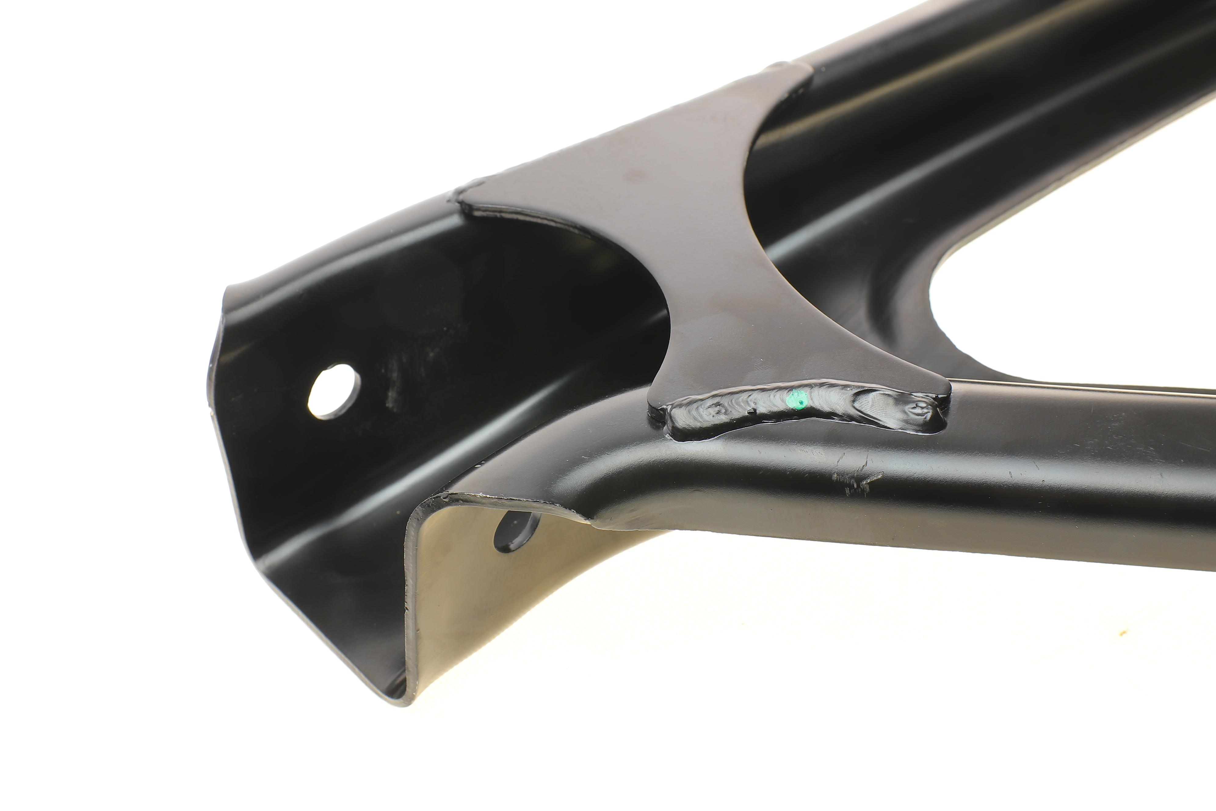 Важіль підвіски (задній/знизу) (R) Audi Q7/VW Touareg/Porsche Cayenne 02-18