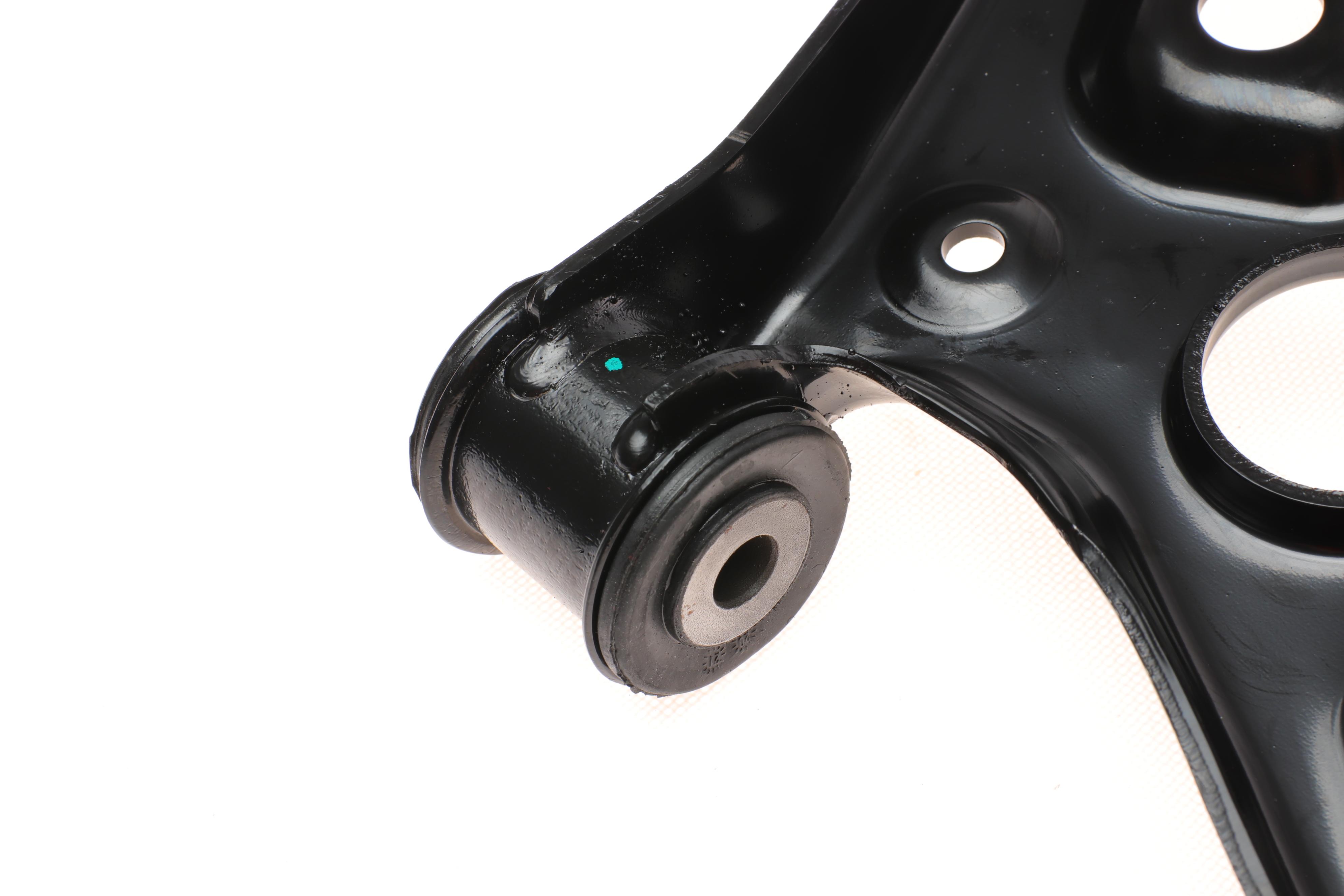 Важіль підвіски (передній) (L) Skoda Octavia III/VW Golf VII 12-