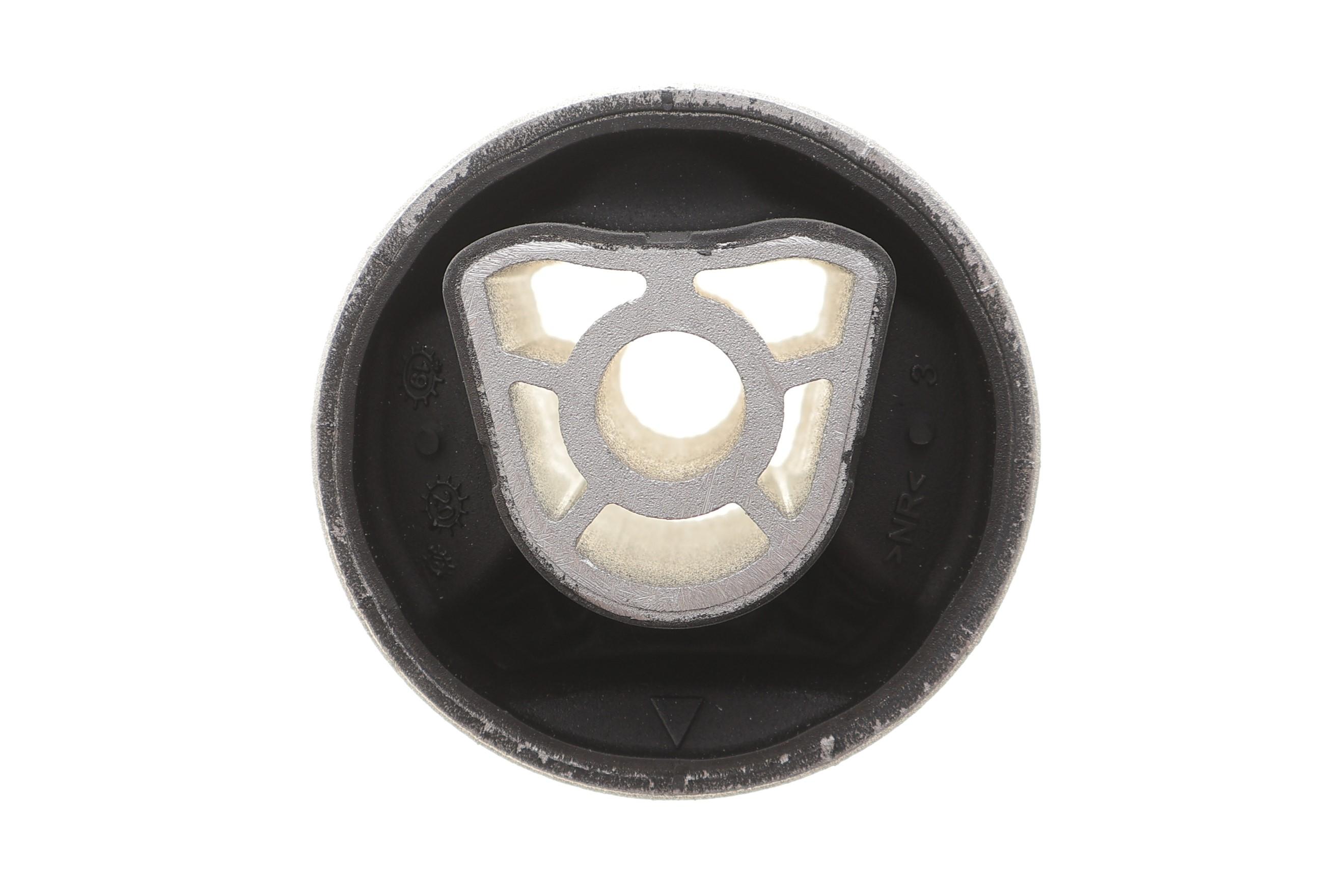 Сайлентблок рычага (переднего/снизу/спереди) BMW 5 (G30/F90) 16- B47/B48/B57/B58/N63