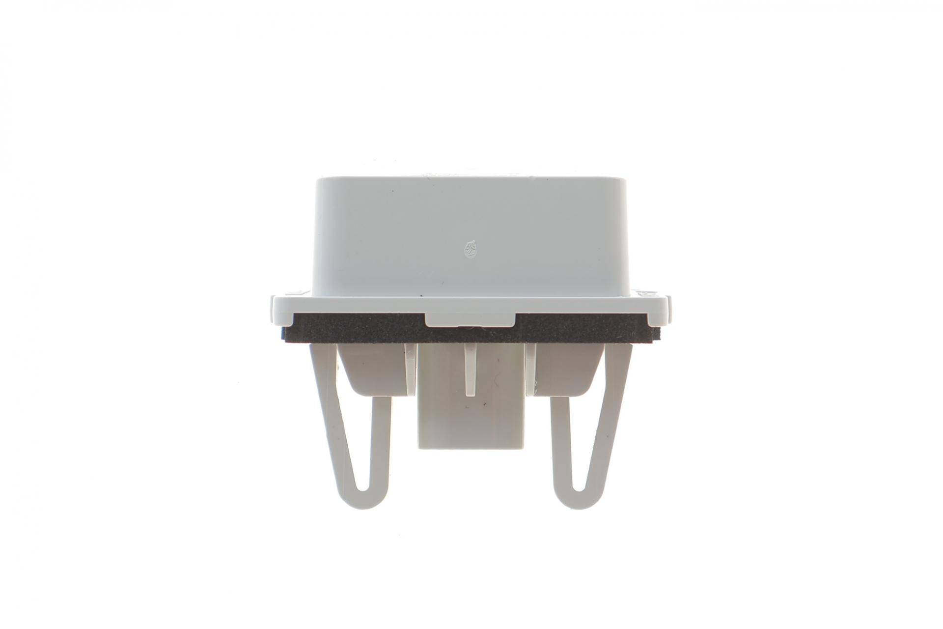 Підсвітка номера MB C-class (W205)/E-class (W212/W213) 09-