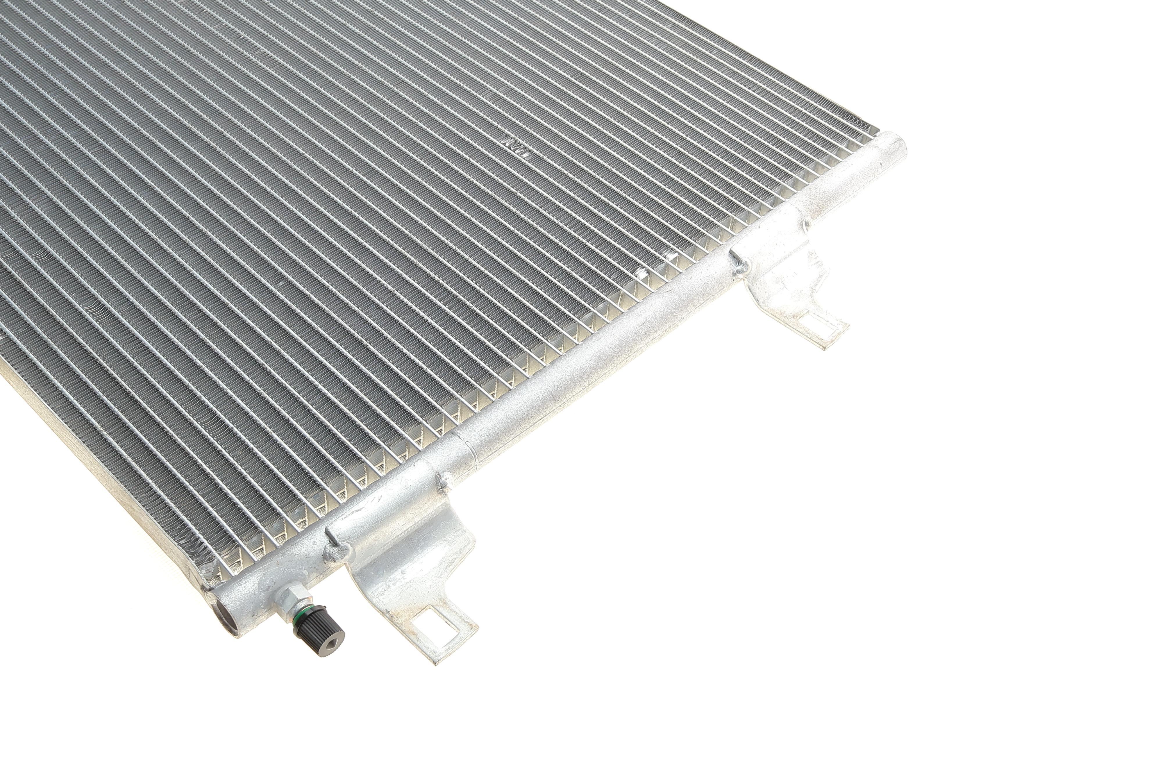 Радіатор кондиціонера Renault Espace 2.0/3.0/1.9-3.0dCi 03-