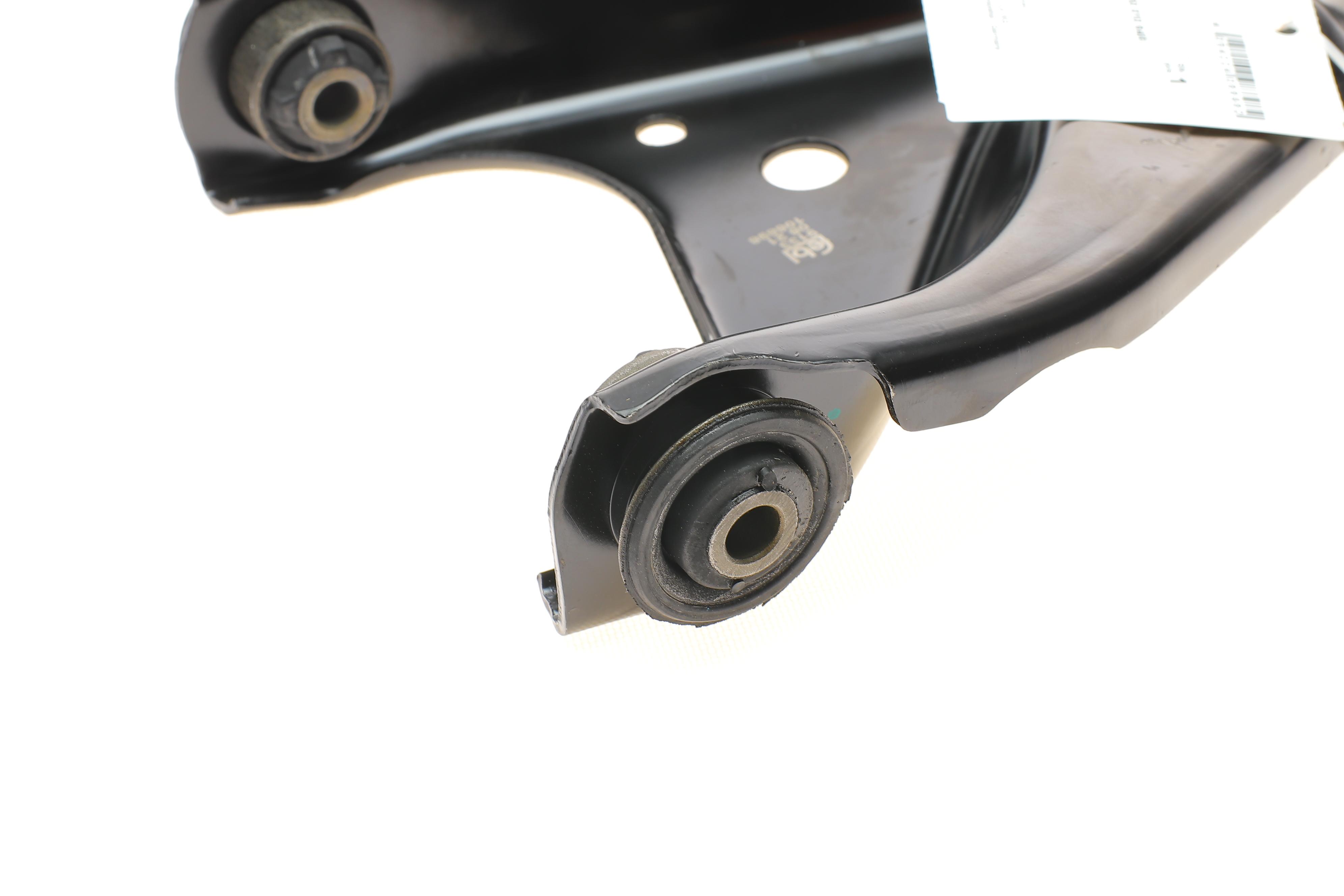 Важіль підвіски (передній/знизу) (R) Dacia Dokker/Lodgy 12-/Renault Logan II/Sandero 13-