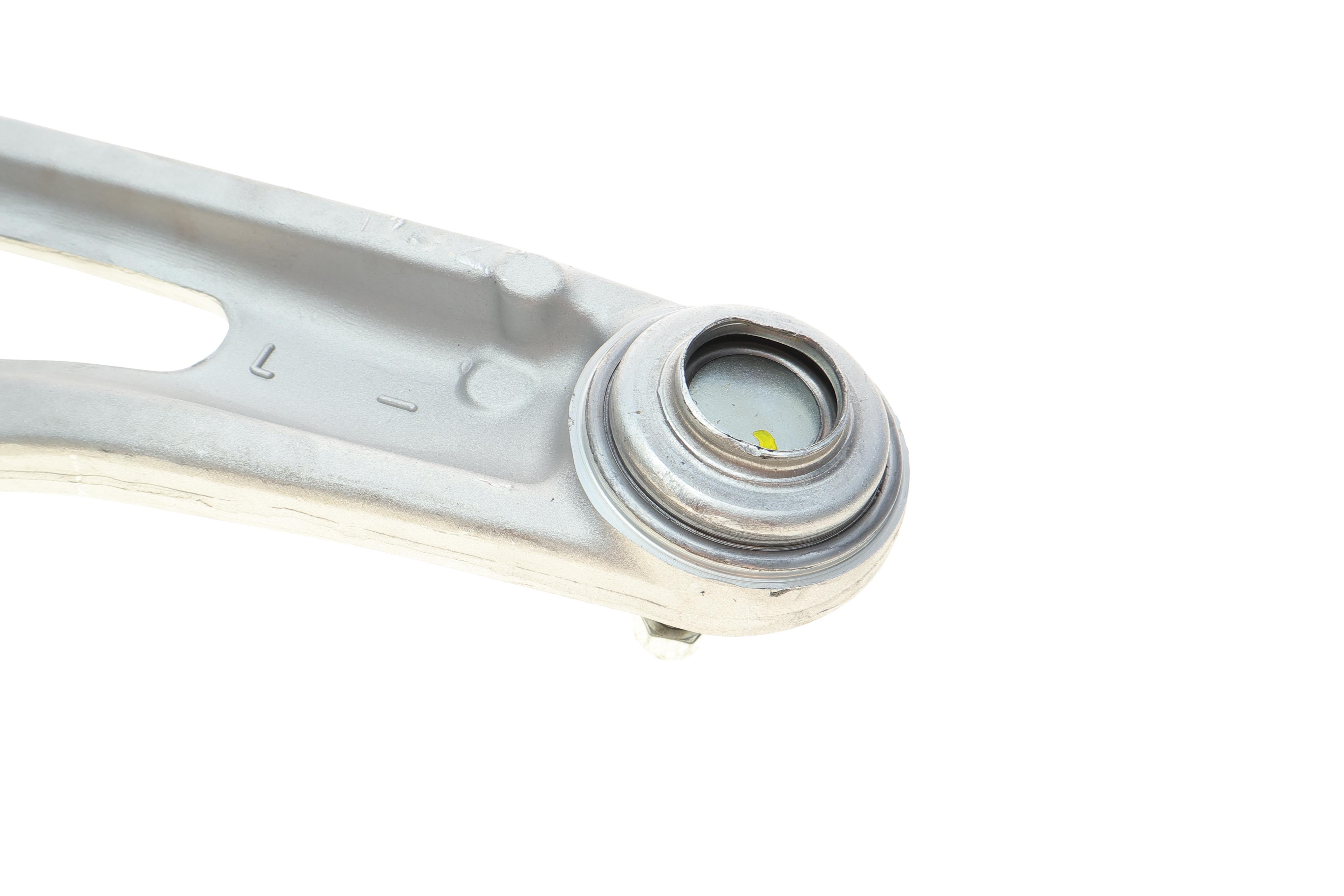 Важіль підвіски (передній/знизу) (L) BMW 3 (E46) 98- M43/M47/N42/N46