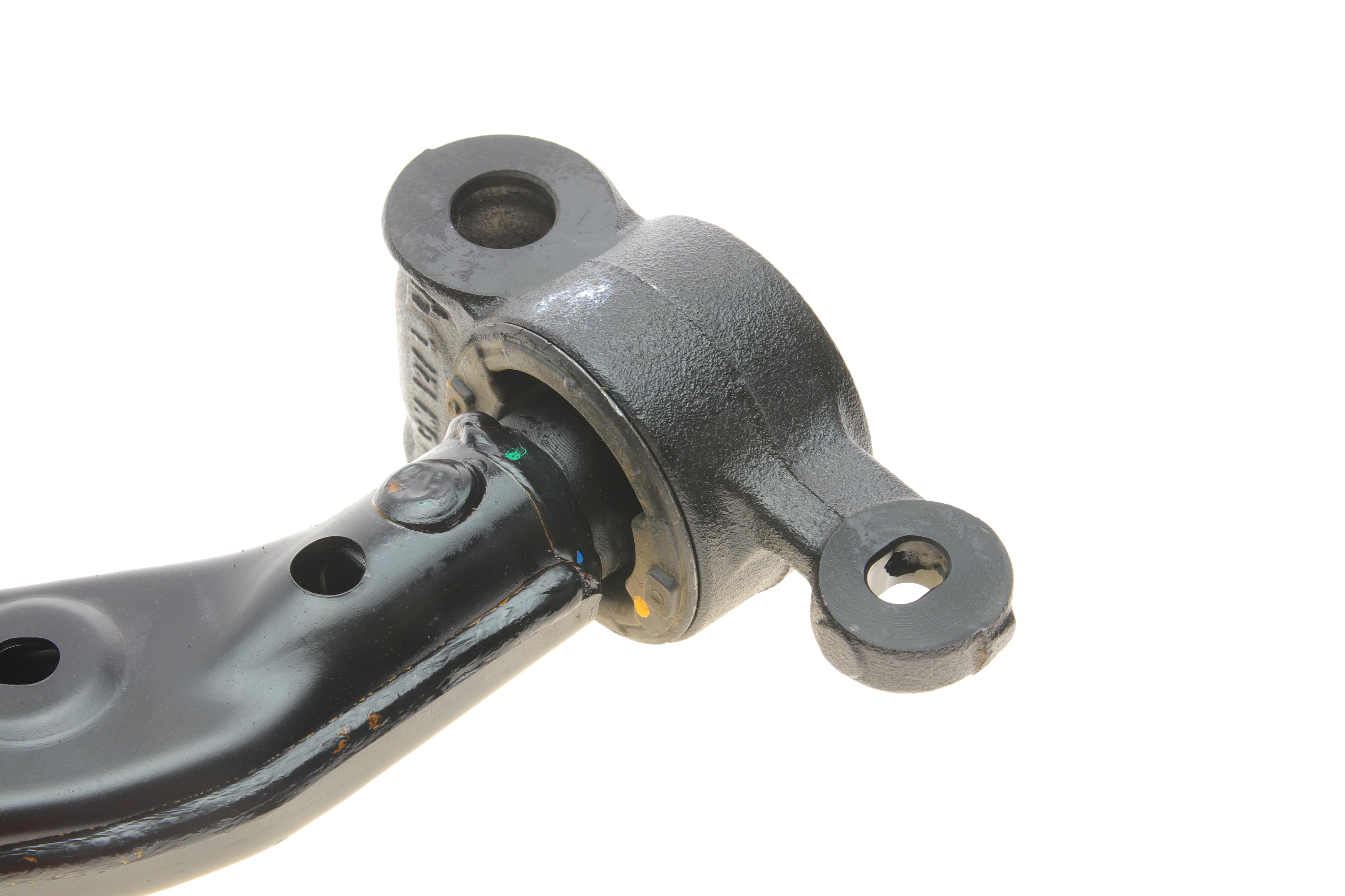 Важіль підвіски (передній/знизу) (L) Mazda 3 13-