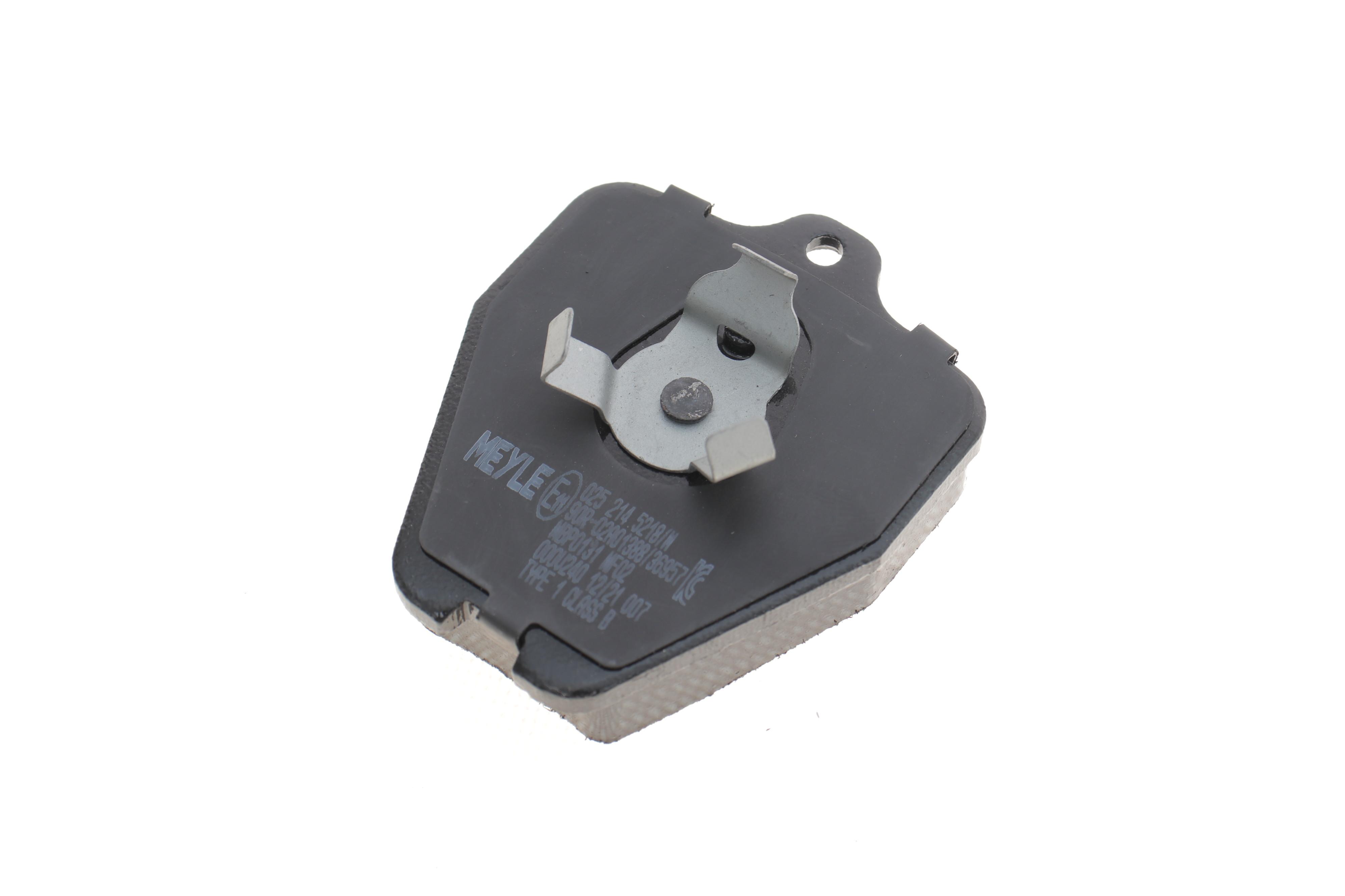 Колодки тормозные (передние) Audi A8 94-00