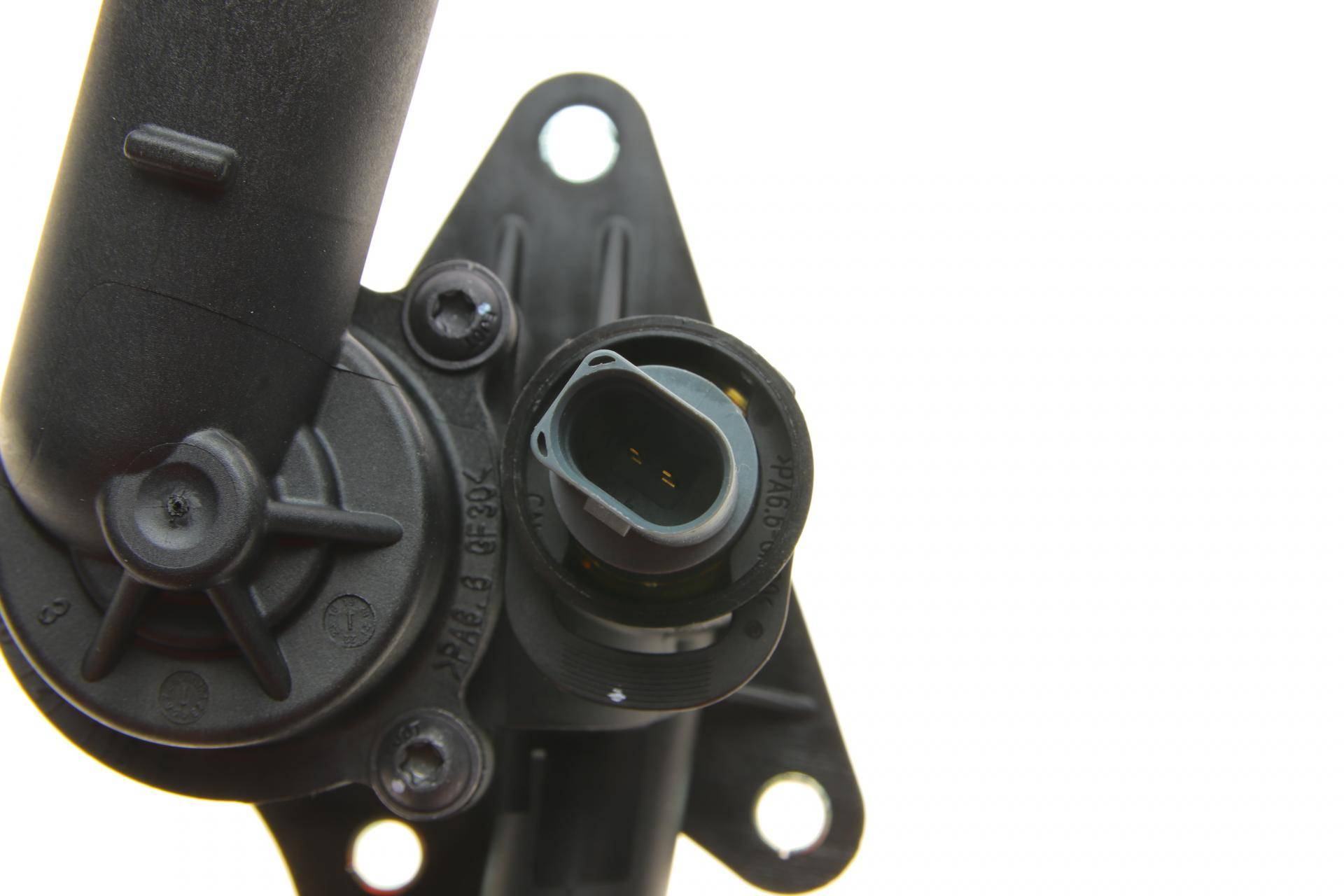 Термостат VW Polo 1.6 06-/Tiguan 1.4TSI 10-18 (з трубкою)