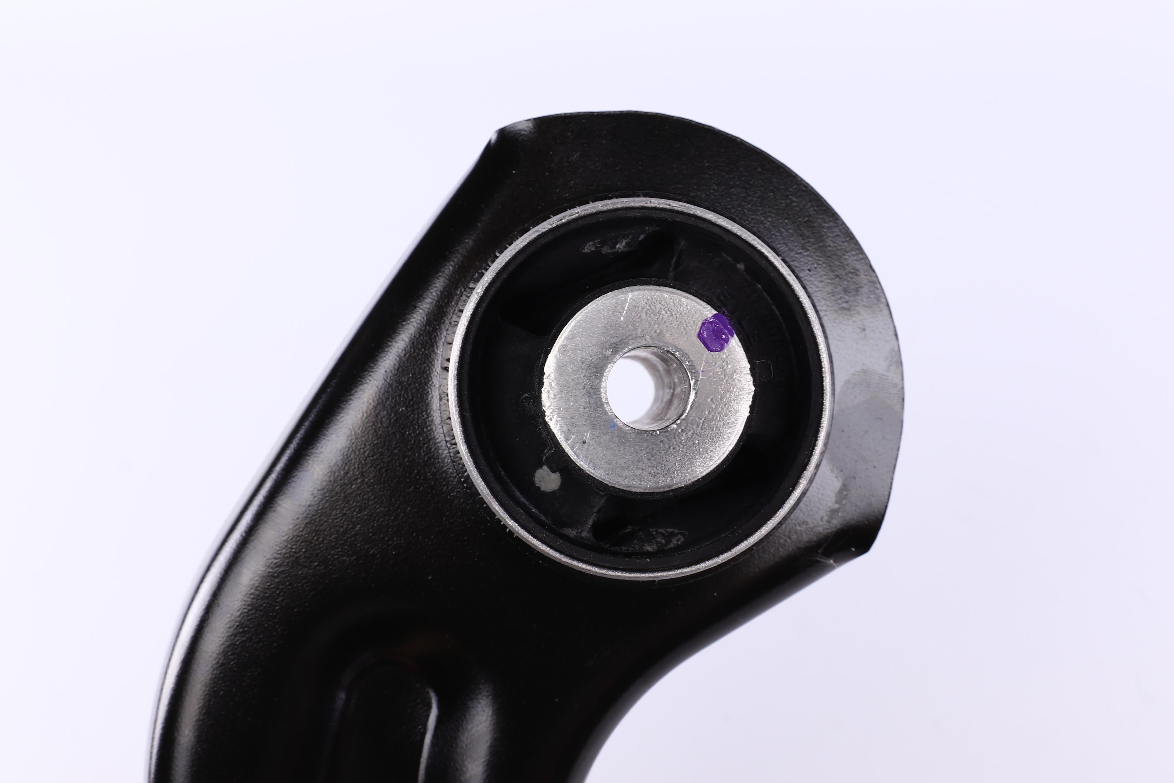 Важіль підвіски (задній) (L) Audi A3/TT/Skoda Octavia/VW Golf/Passat 12-