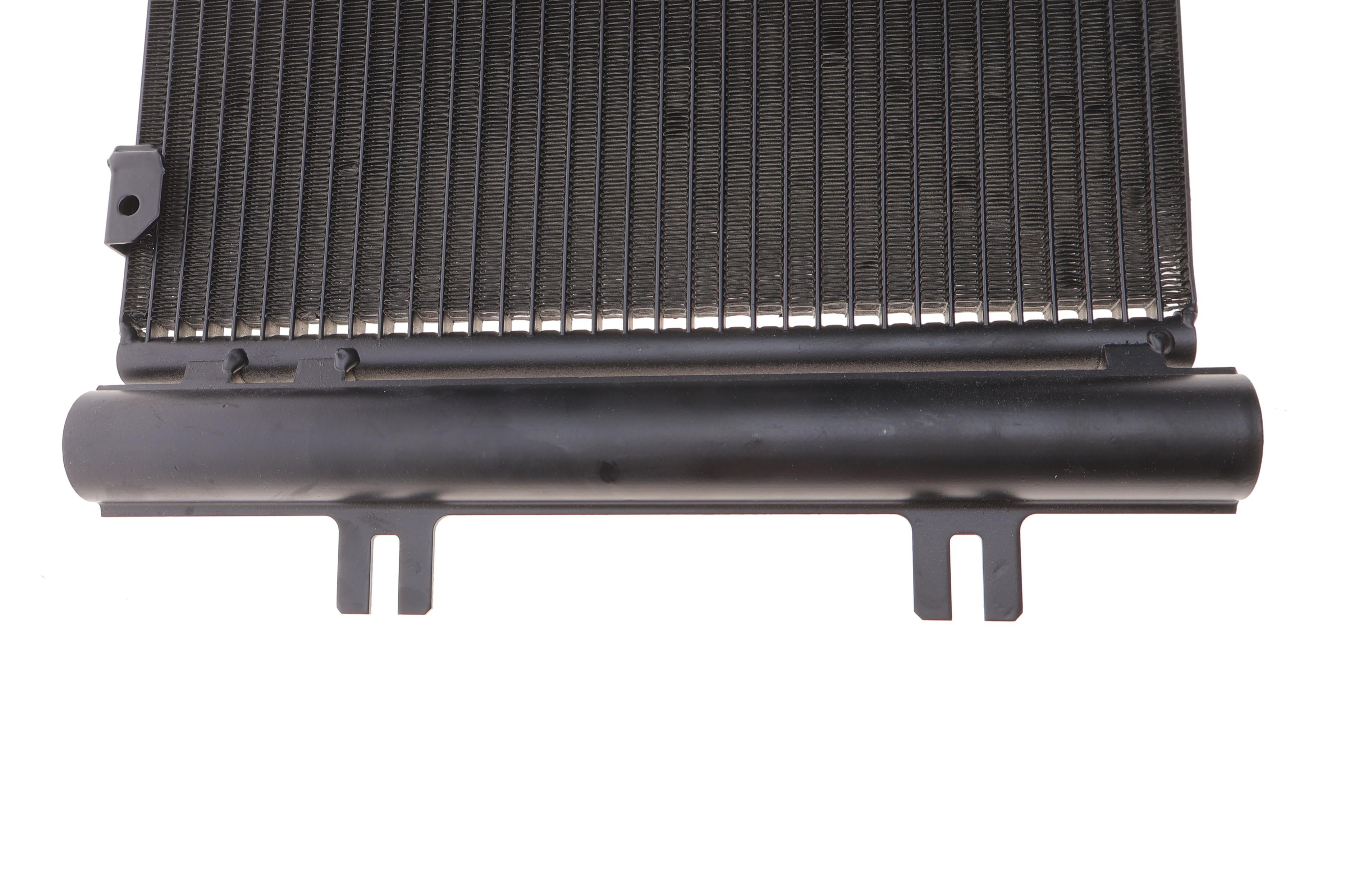 Радіатор кондиціонера Opel Astra H/Zafira 1.3-19CDTI/2.0i 04-