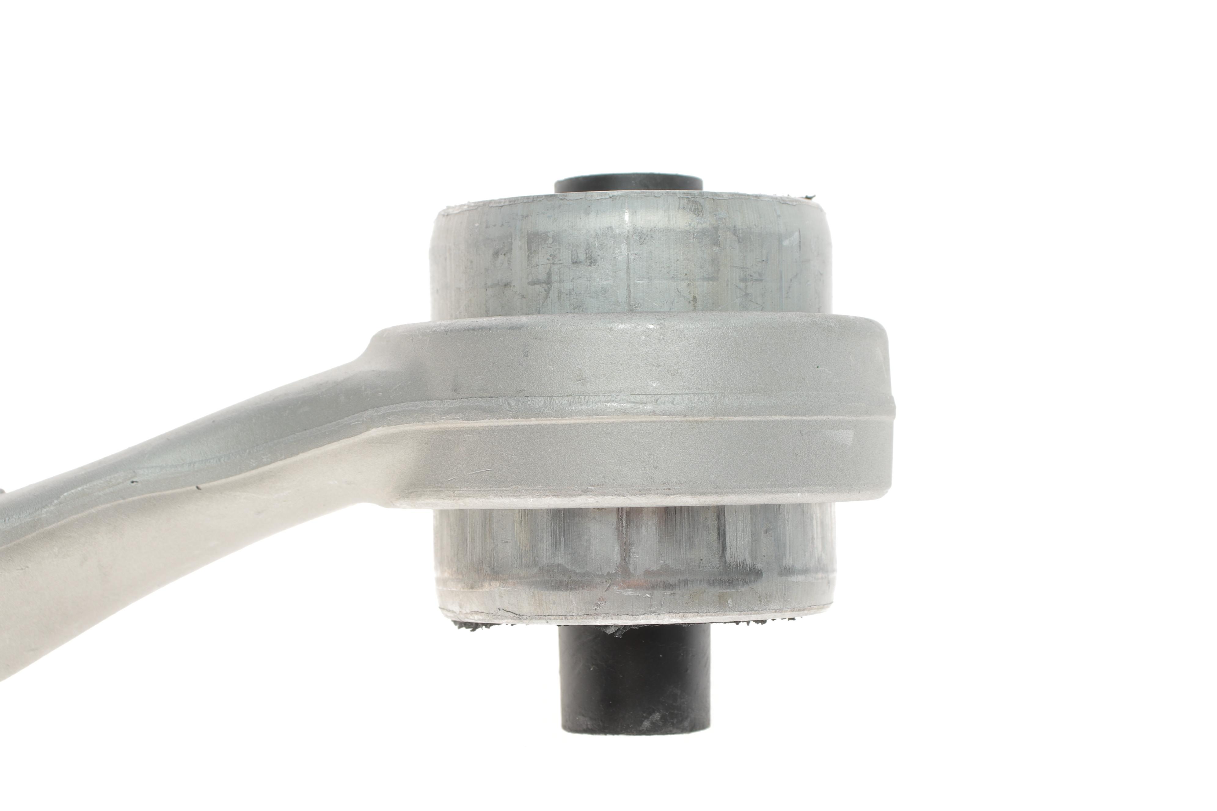 Важіль підвіски (передній/знизу/спереду) (L) BMW 1 (F20/F21)/3 (F30/F80/F31)/4 (F32/F82/F33/F83) 11-