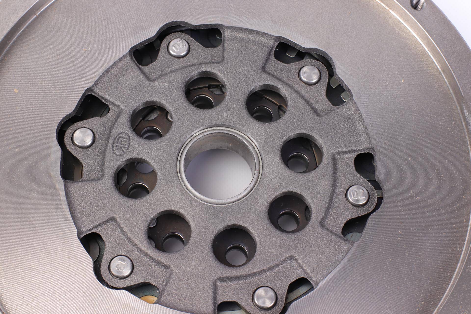 Демпфер зчеплення Citroen Jumper/Peugeot Boxer 2.2HDi 06- (88kw)