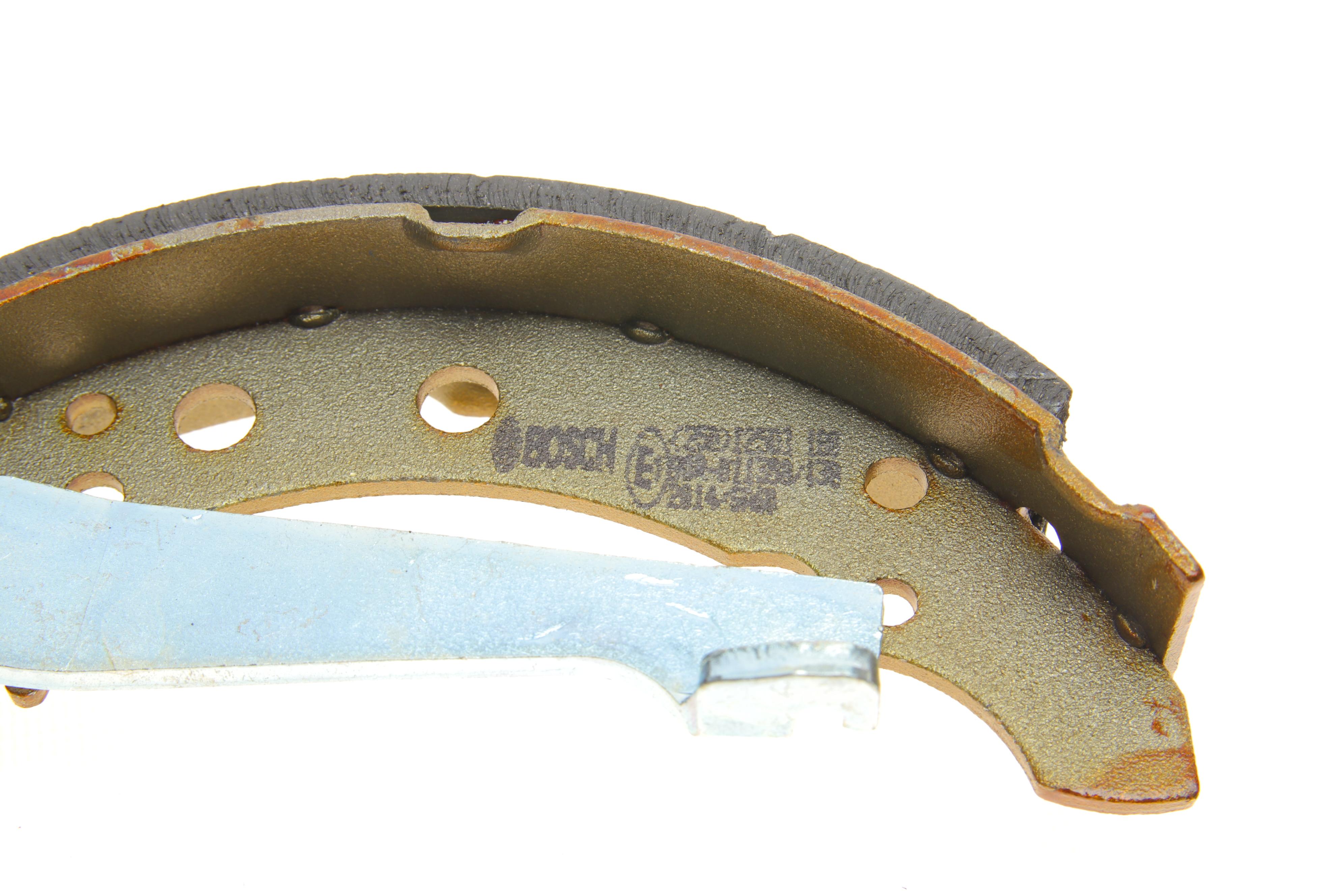 Колодки гальмівні (задні) Audi 80/A2/VW Golf I-II/Jetta I-II/Passat/Polo 74-05 (барабанні) (180x31)