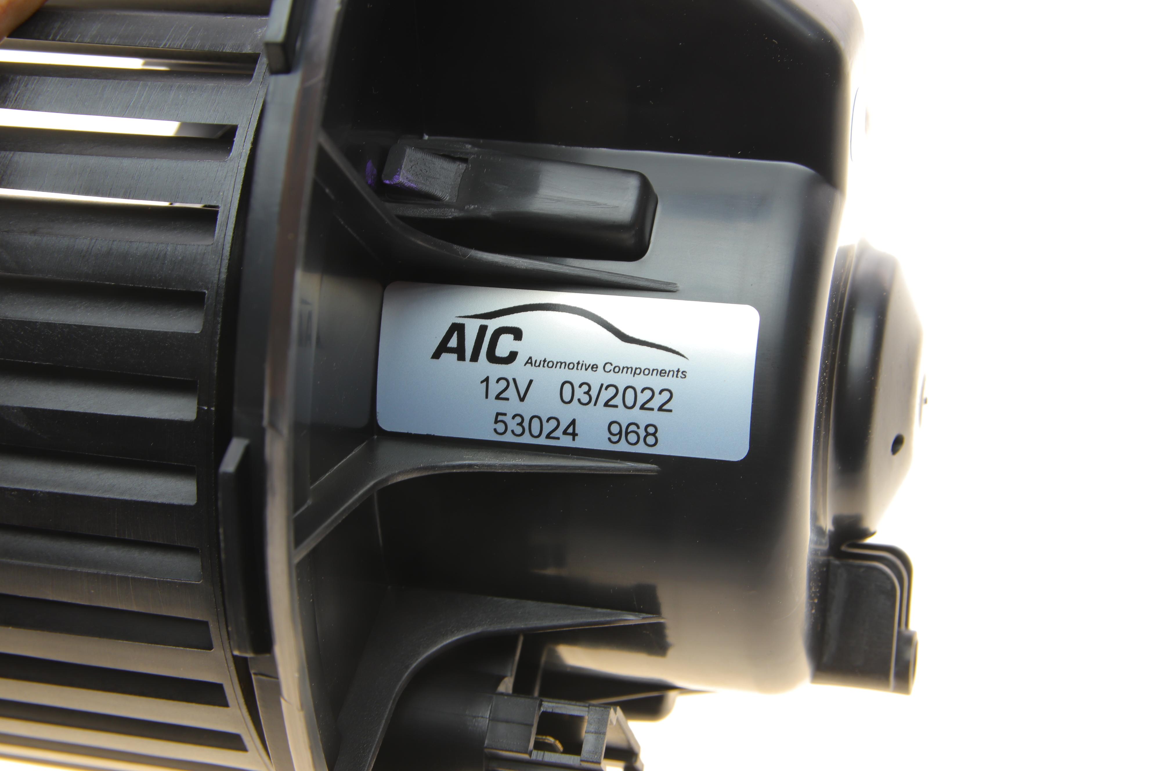 Моторчик пічки VW Caddy 03-