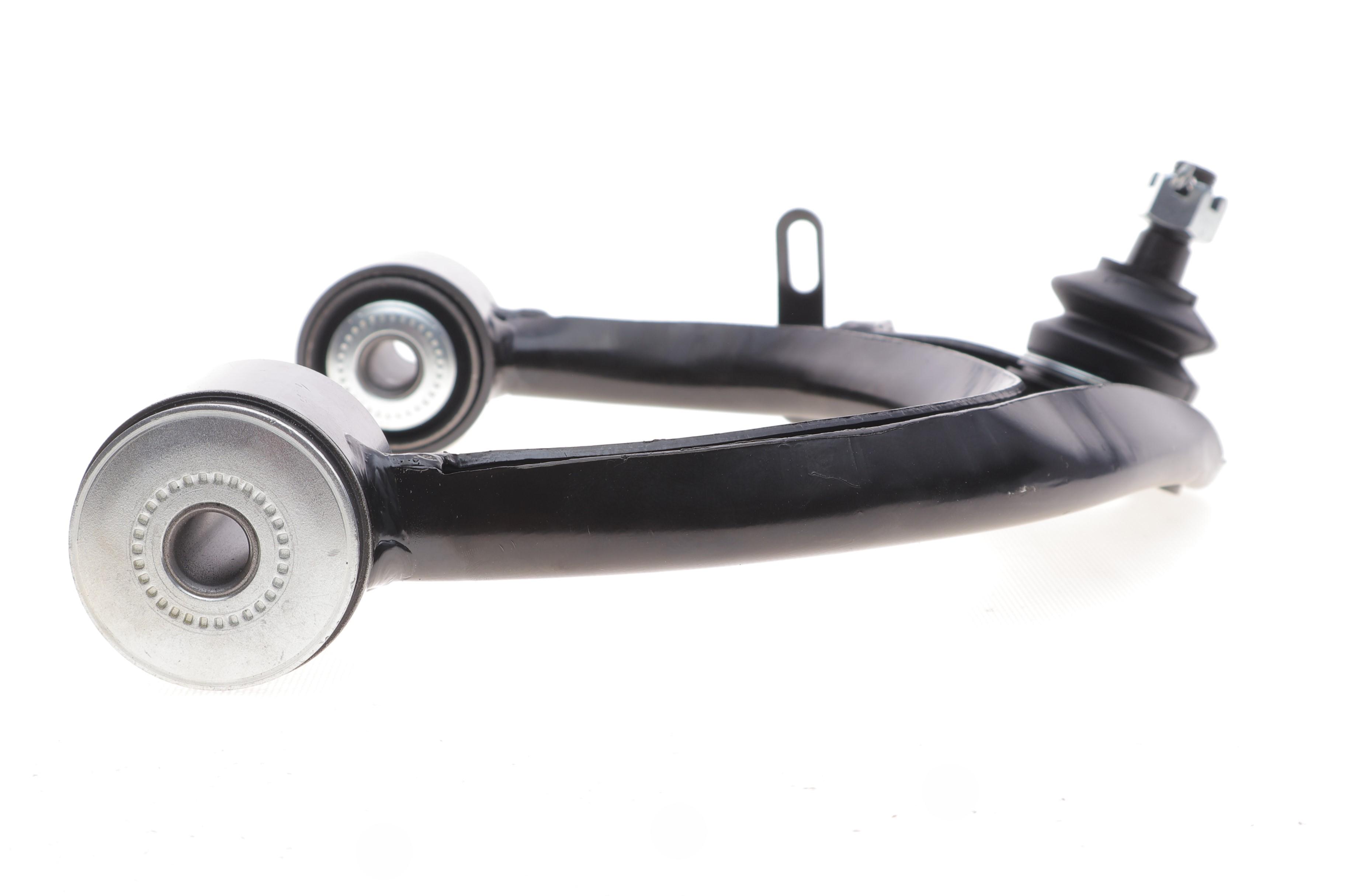 Важіль підвіски (передній/зверху) (R) Toyota Land Cruiser 98-07