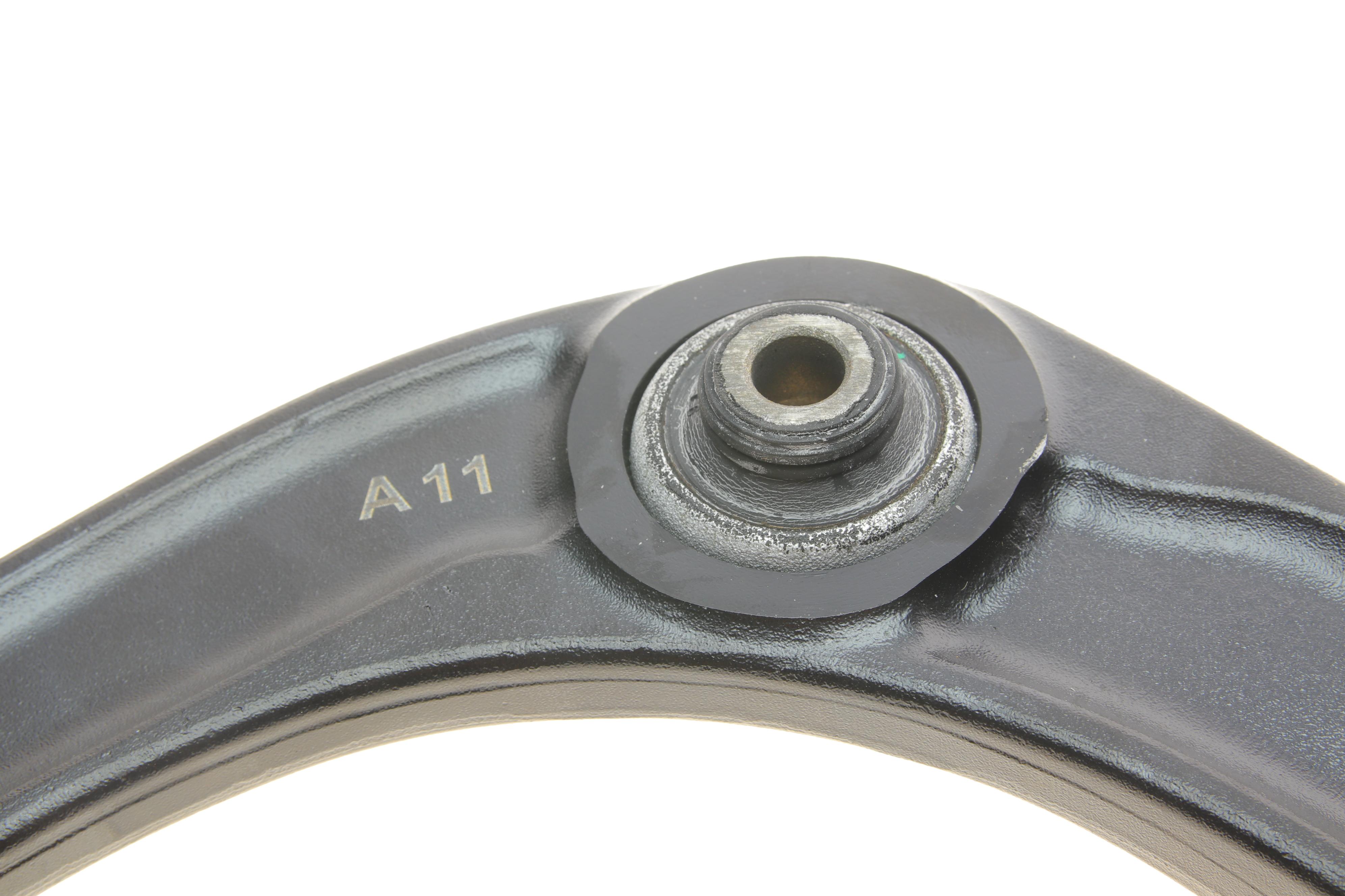 Важіль підвіски (передній/знизу) (R) Citroen C4/Peugeot 3008/308/5008 07-