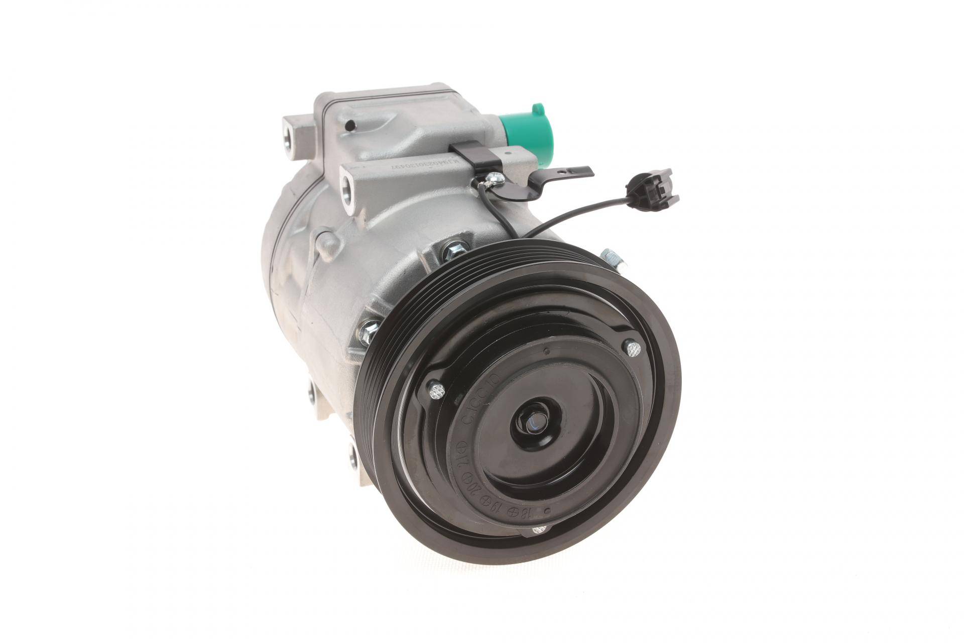 Компресор кондиціонера Hyundai Santa Fe II/Sonata II/Kia Magentis II 2.0 VVTi/2.4/2.7 05-12