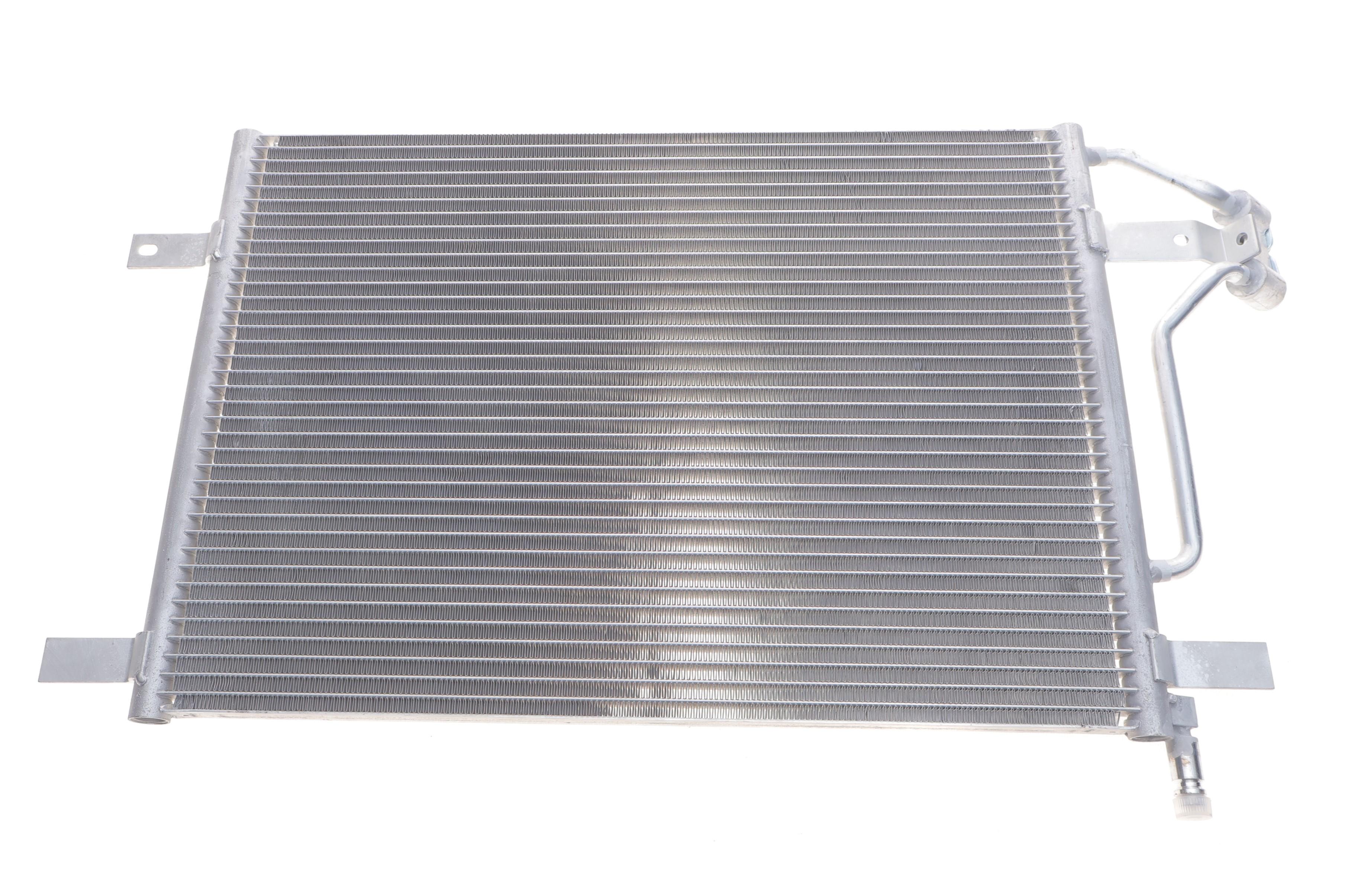 Радіатор кондиціонера Ford Fiesta 04-08/Fusion 1.6TDCi 04-12