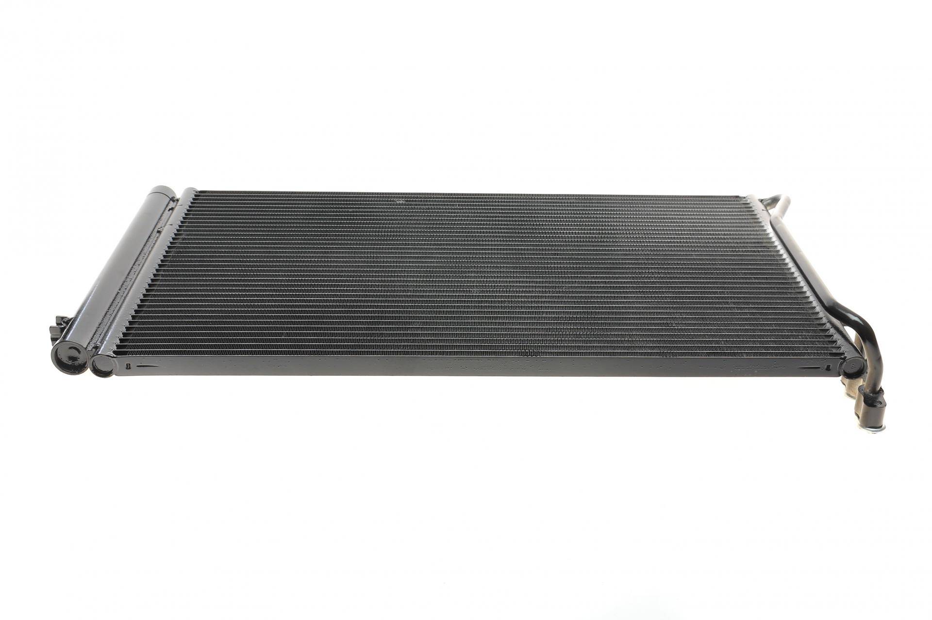 Радіатор кондиціонера BMW 3 (E90/E91)/X1 (E84)/1.6-3.0D 04-16 (N47/N57/N55)
