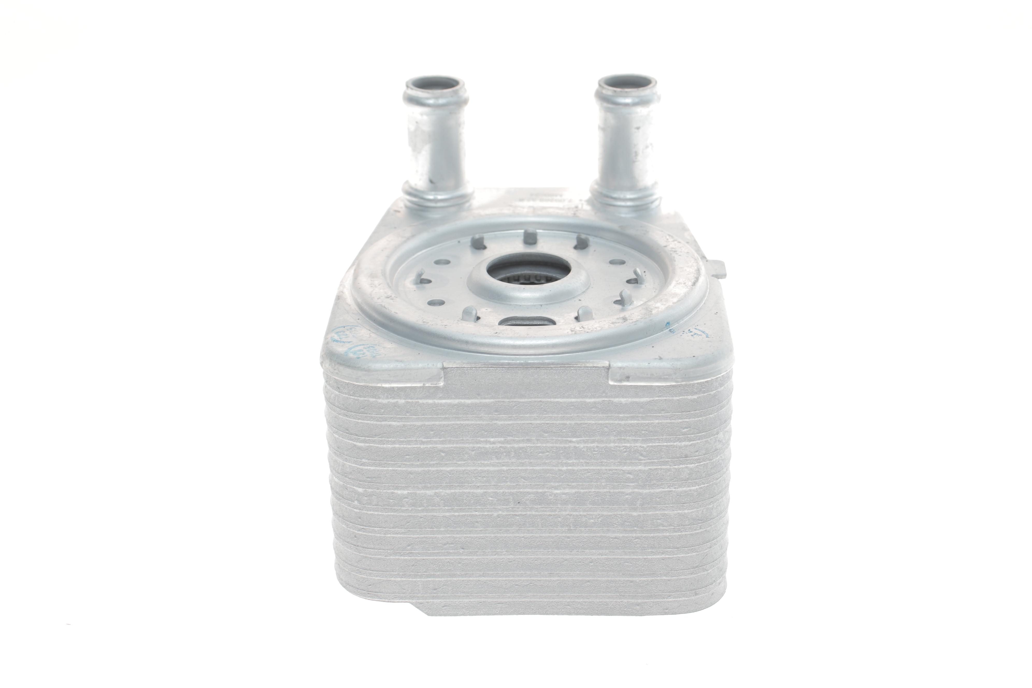 Радиатор масляный VW Caddy III 2.0 TDI 07-10/T4 3.2 V6 03-09 (теплообменник)