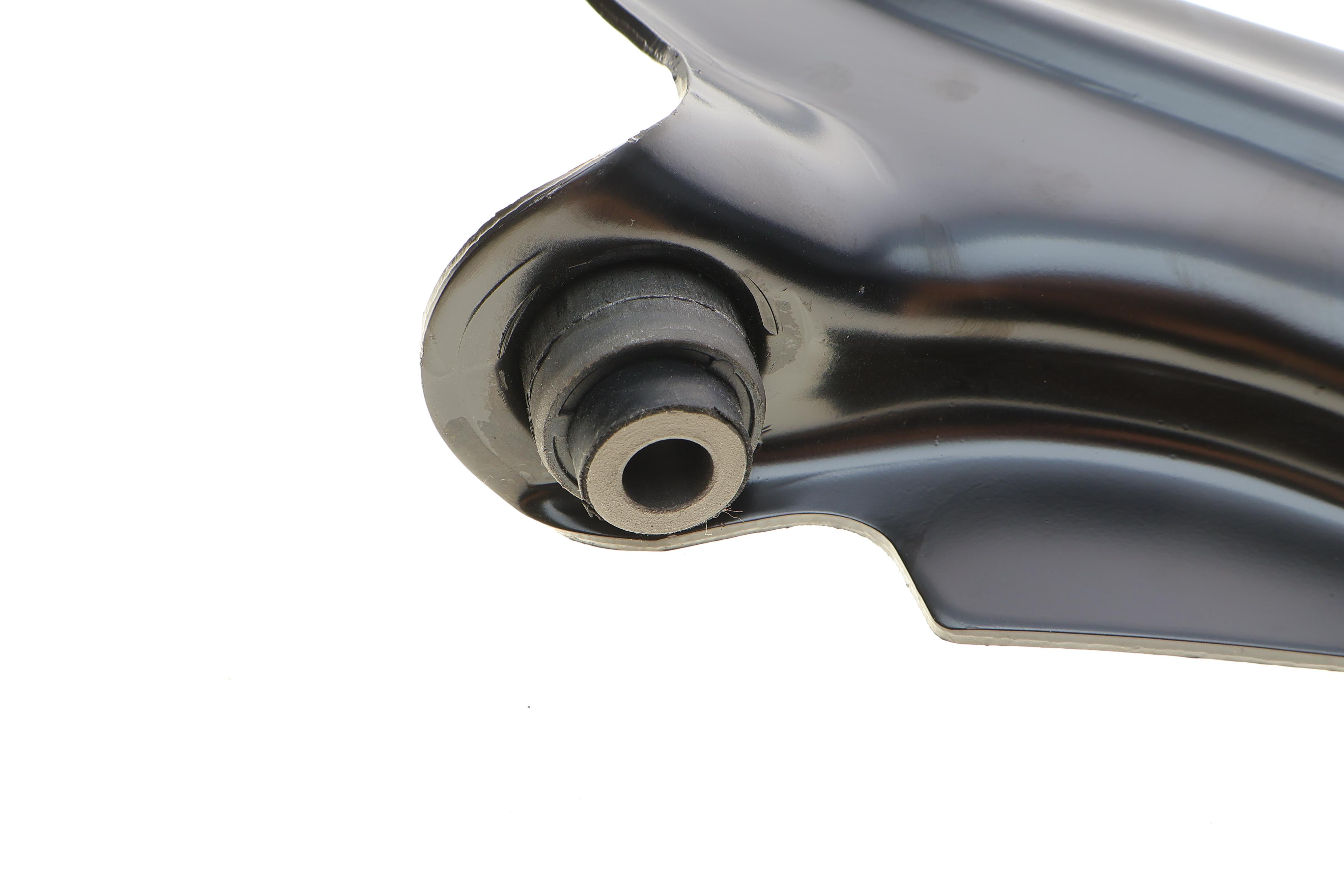 Важіль підвіски (передній/знизу) (R) Renault Captur 13-