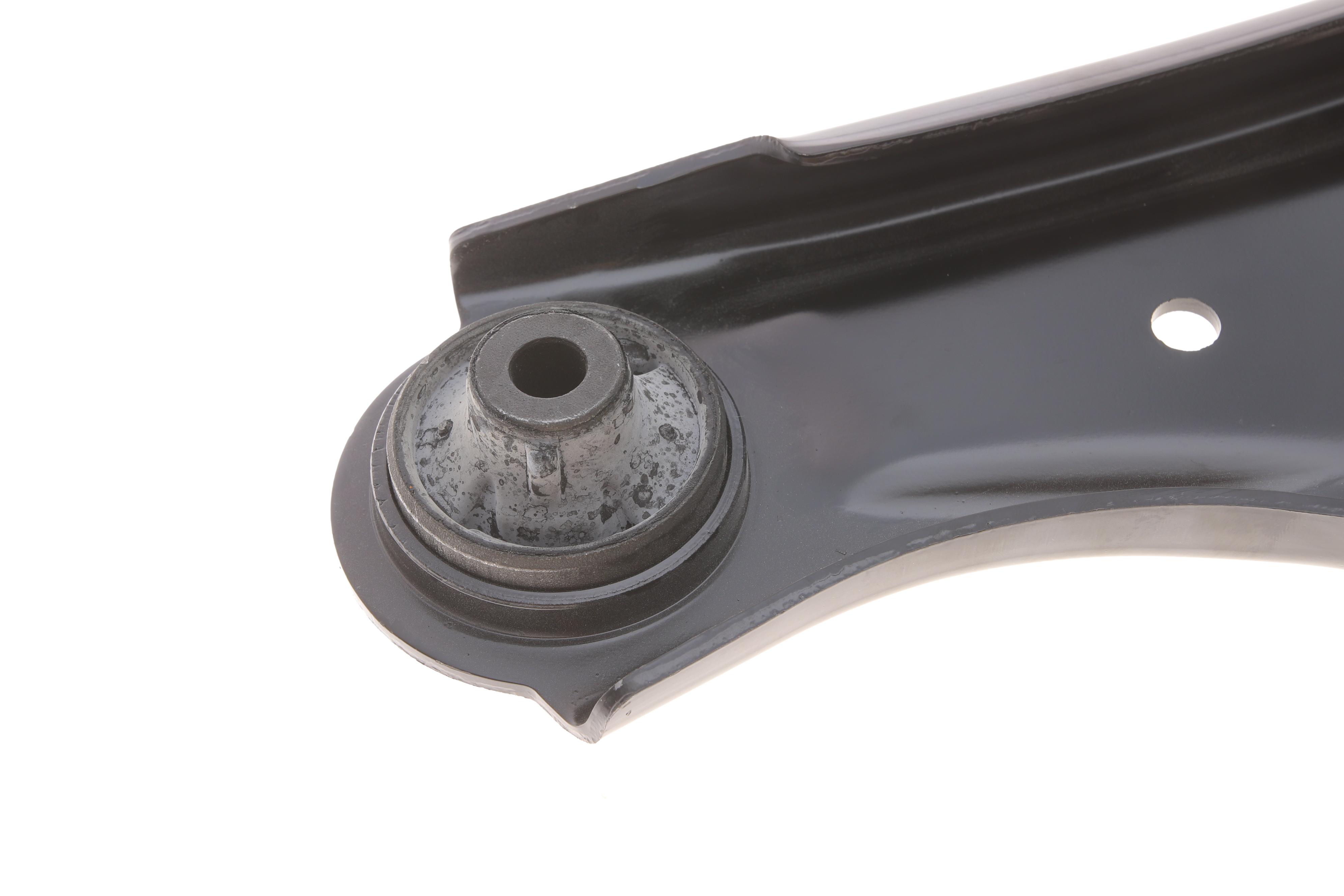 Важіль підвіски (передній/знизу) (R) Nissan Qashqai II/Renault Kadjar 13-