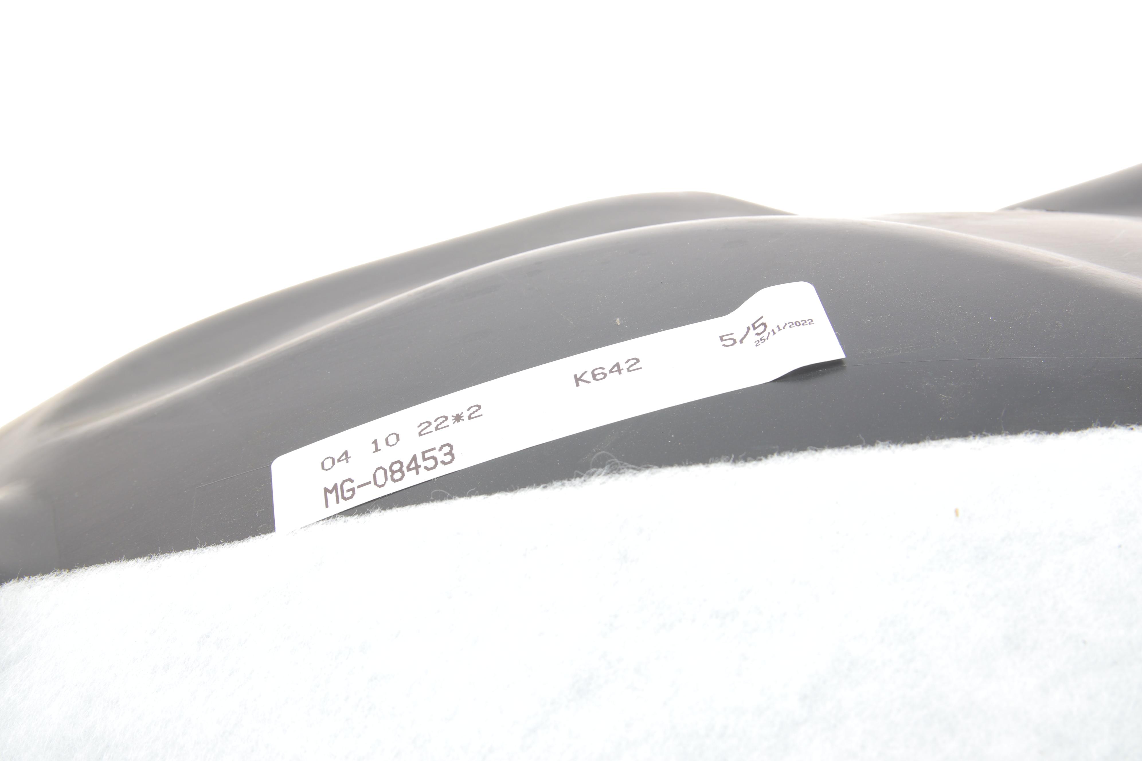 Подкрыльник (передний/задняя часть) Renault Megane III 09- (R)