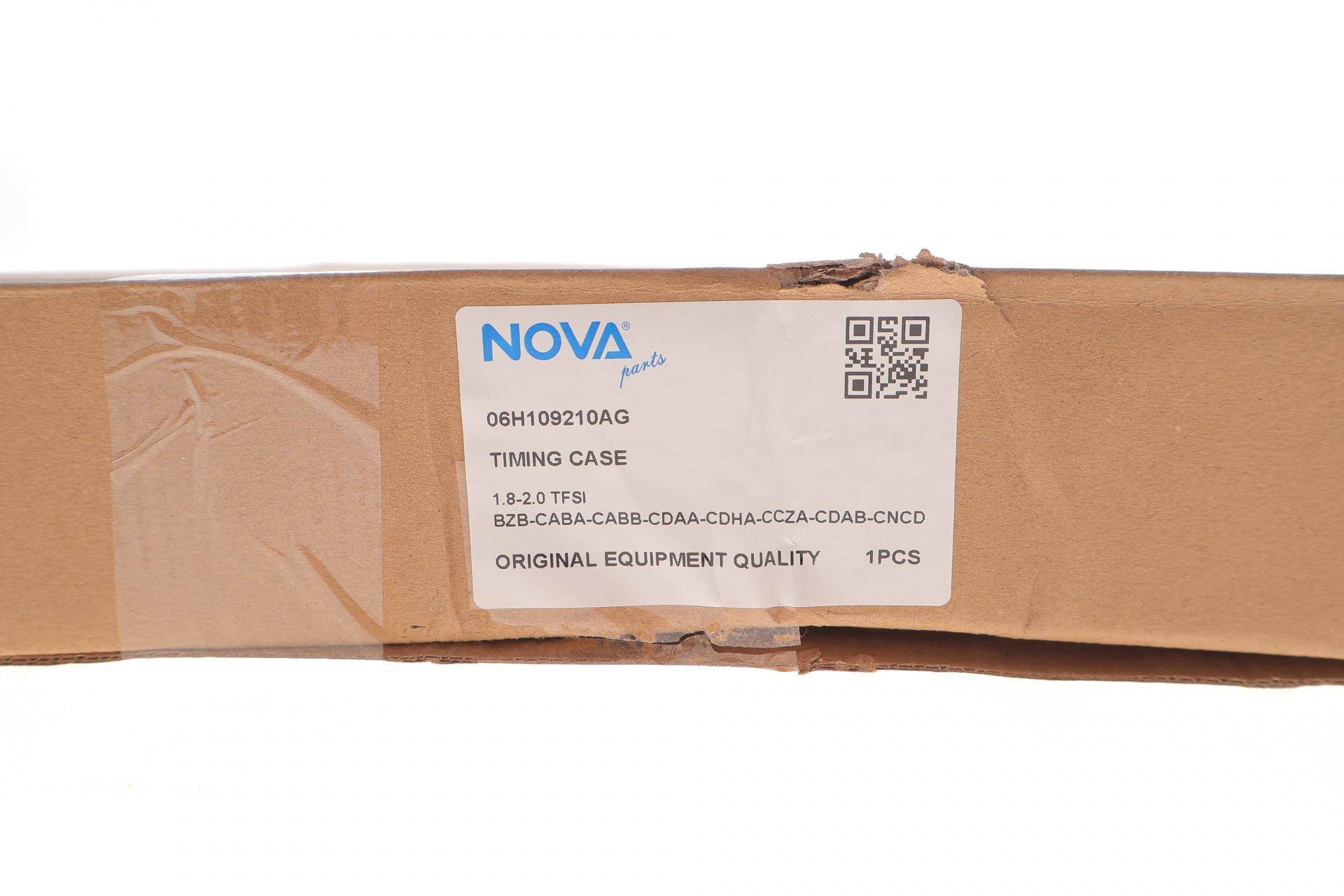 Кришка двигуна (передня) Audi A3/A4/A5/Q3/TT/Skoda Octavia II/VW Golf 1.8/2.0 04-