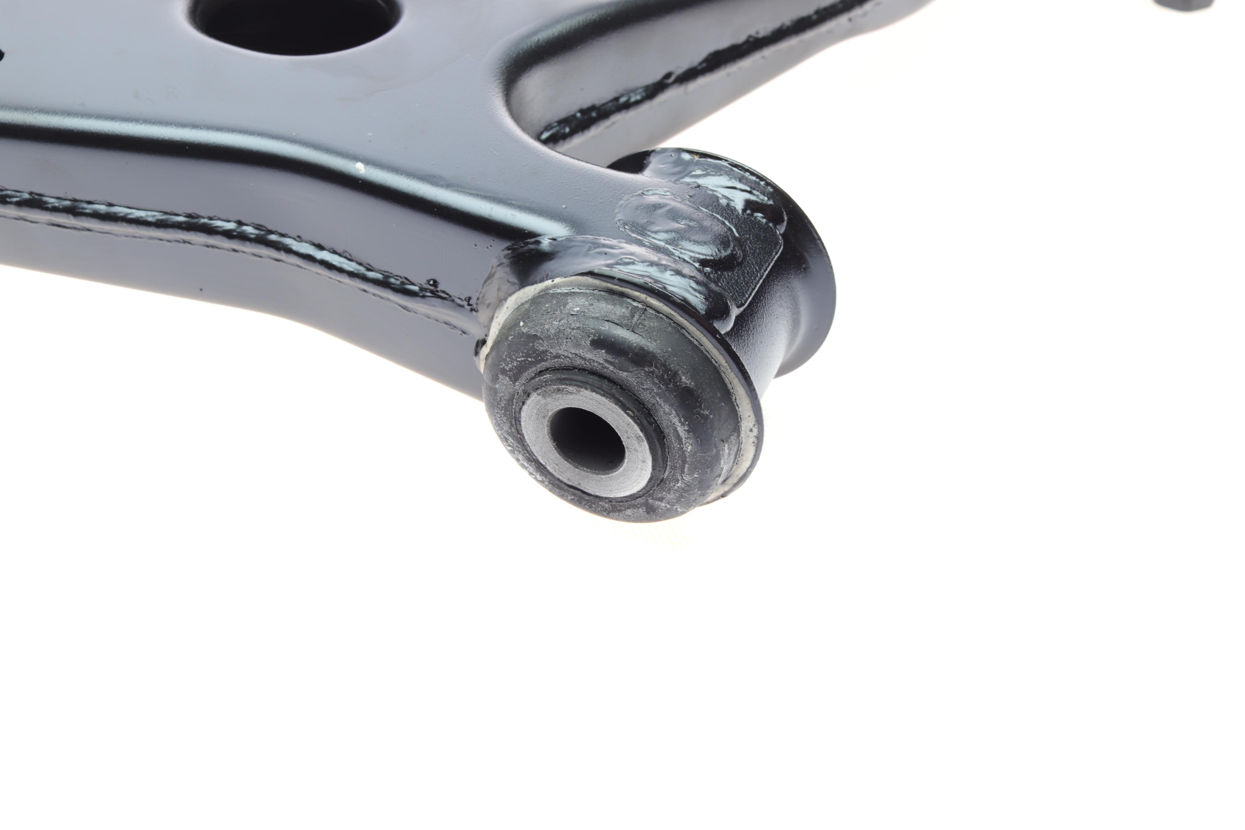 Важіль підвіски (передній/ззаду/знизу) (L) Ford Kuga 08-12