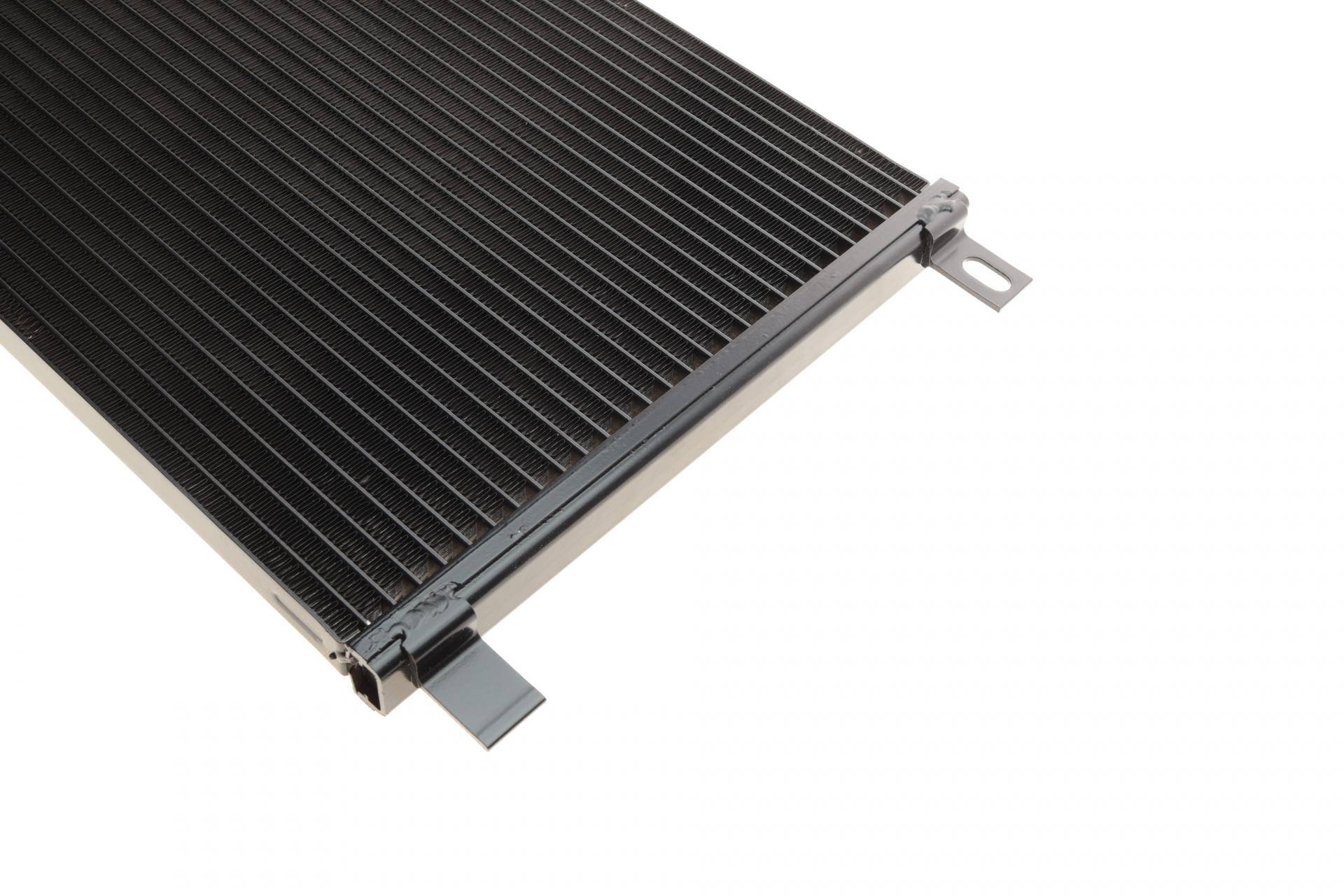 Радіатор кондиціонера BMW 3 (E46)/X3 (E83) 2.0D/3.0D 98-11 M57/M47