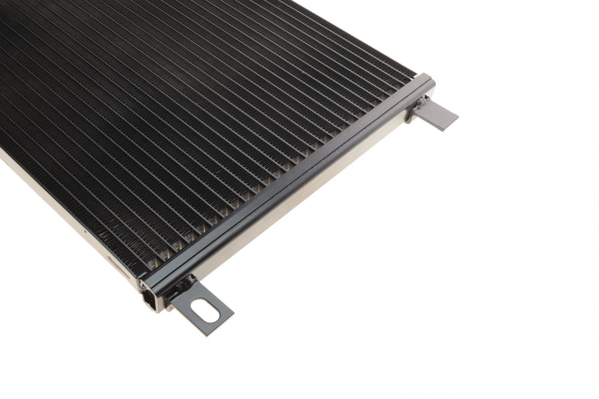 Радіатор кондиціонера BMW 3 (E46)/X3 (E83) 2.0D/3.0D 98-11 M57/M47