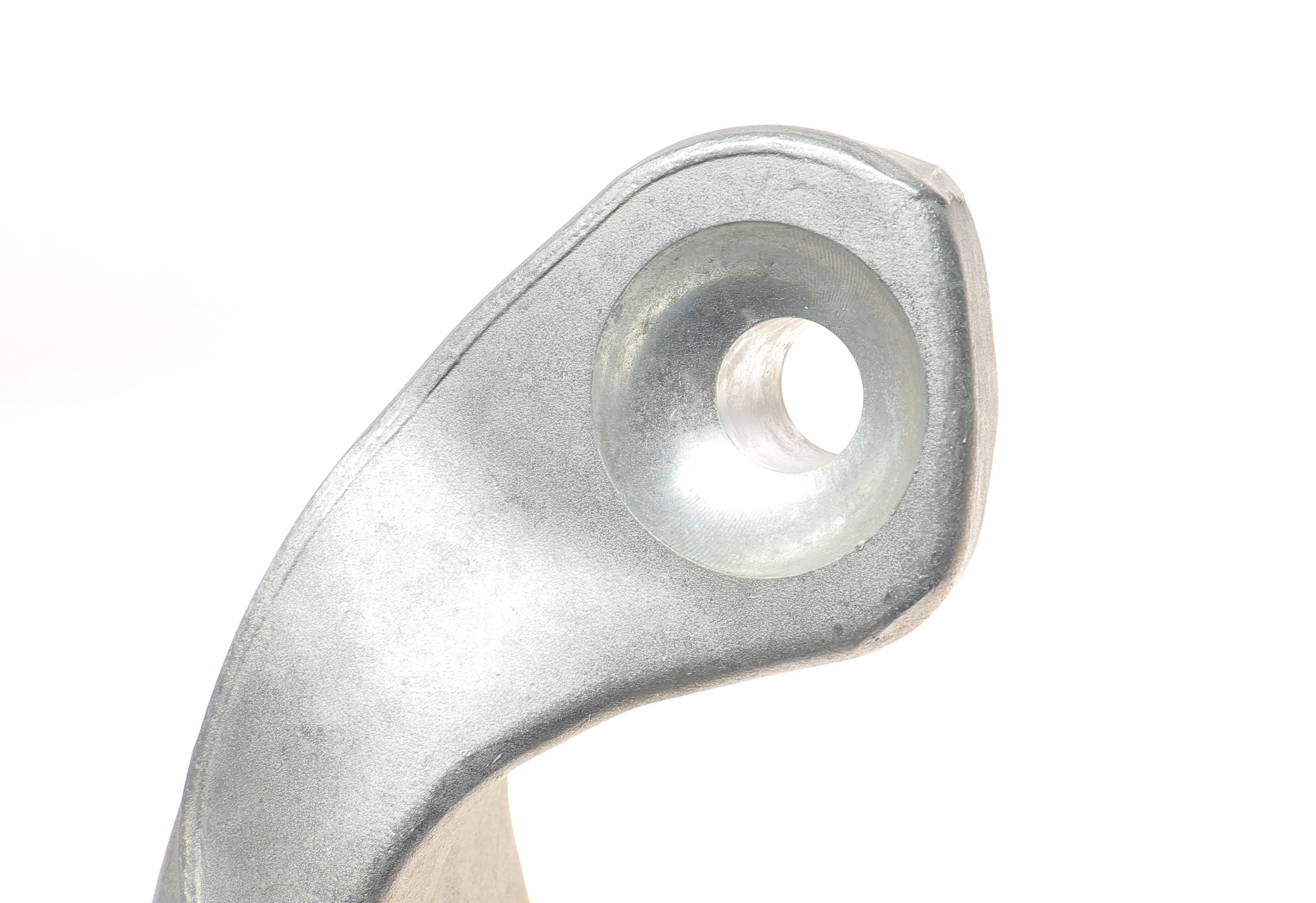 Важіль підвіски (передній) (R) BMW 5 (E60/E61) 2.5/3.0/3.0D 04-10