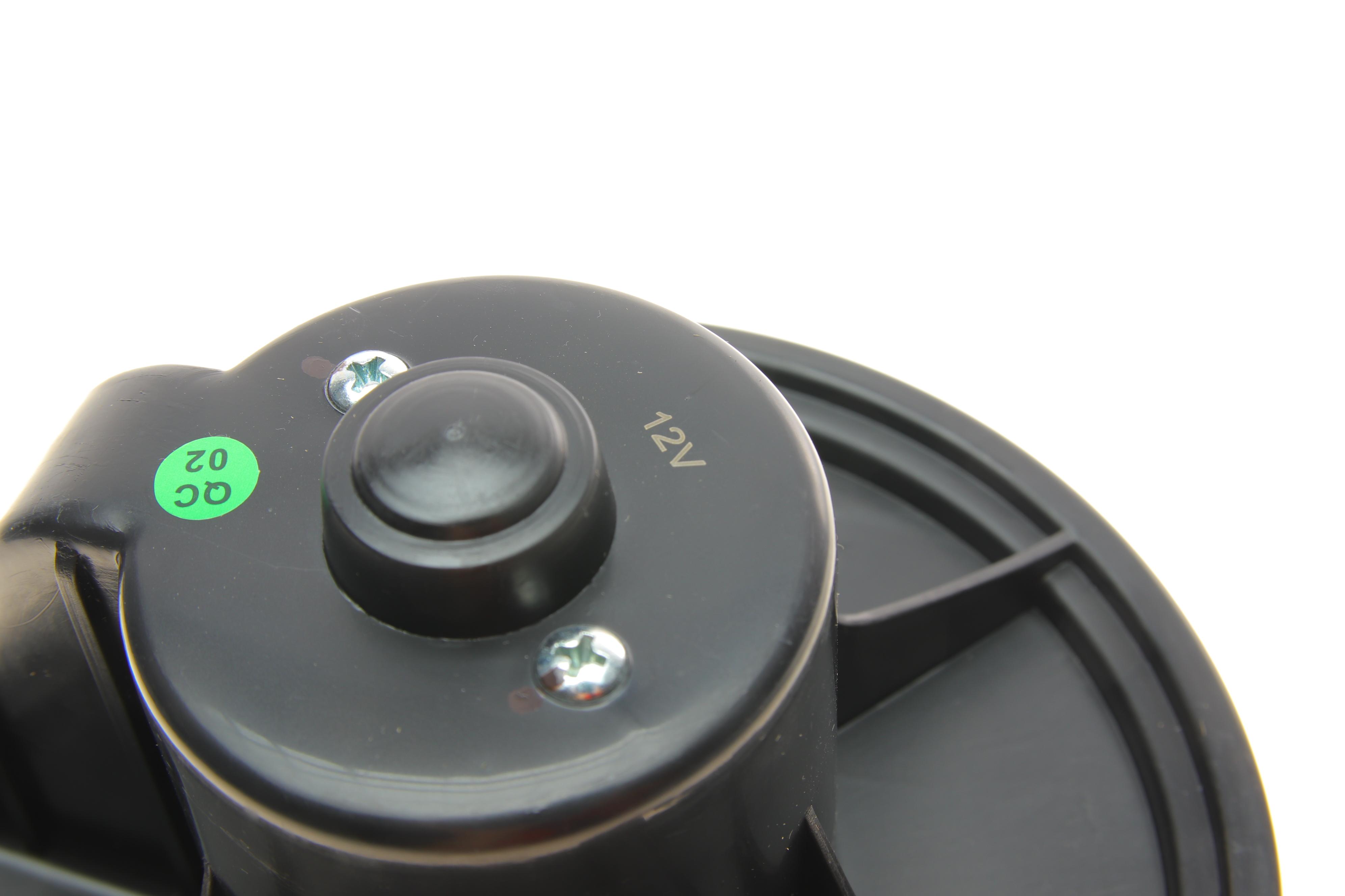 Моторчик пічки VW T4 90-03/Passat 90-97/Audi 80/A4 91-01