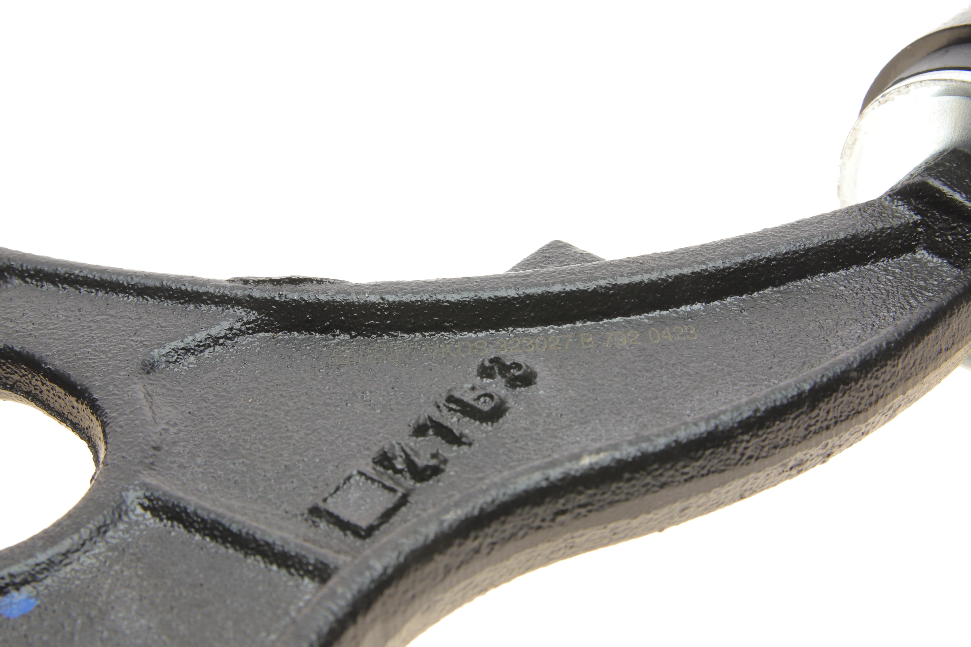 Важіль підвіски (передній/знизу) (R) Citroen C8/Peugeot 807 02-