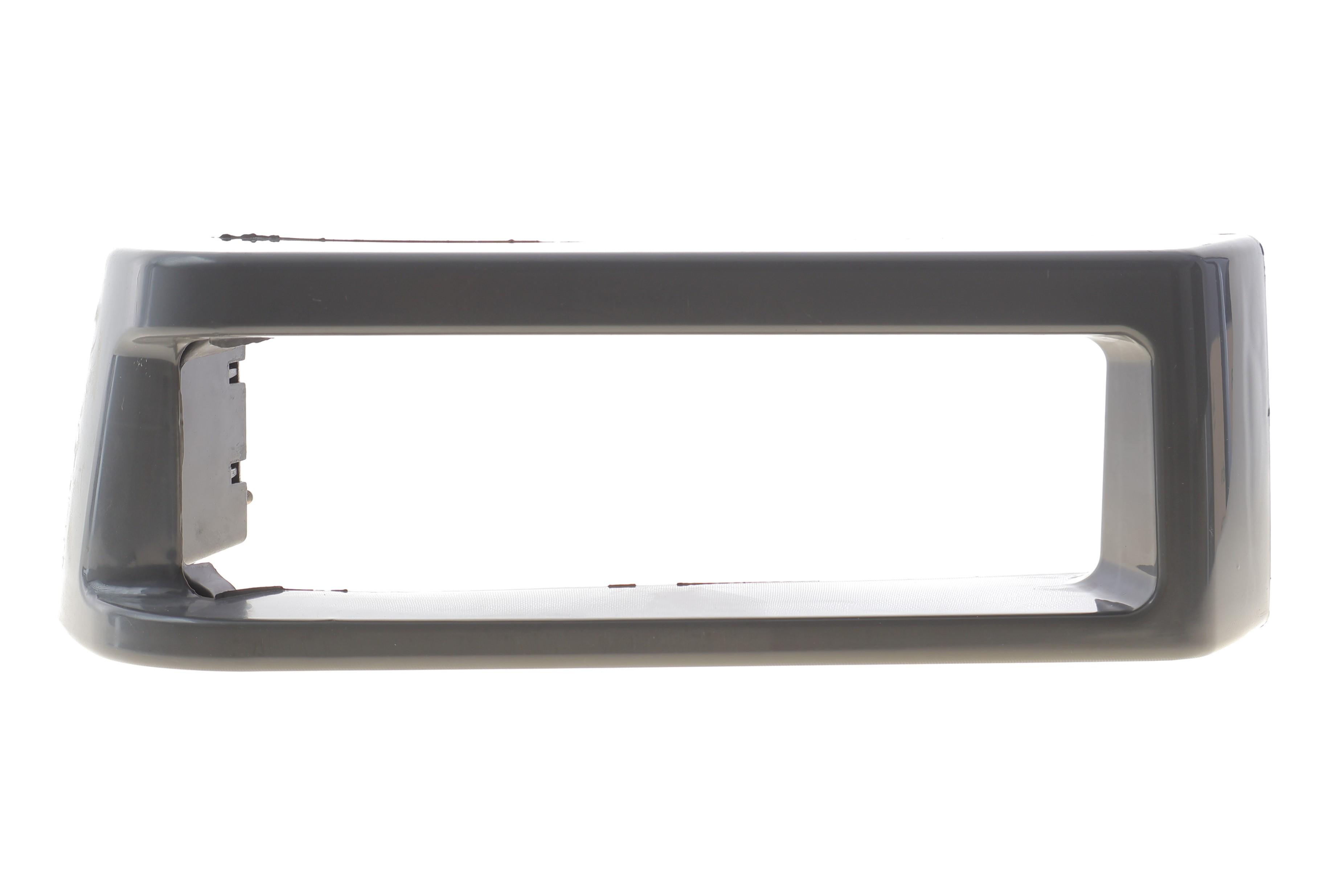 Клык бампера (заднего) MB 609-709 (R)