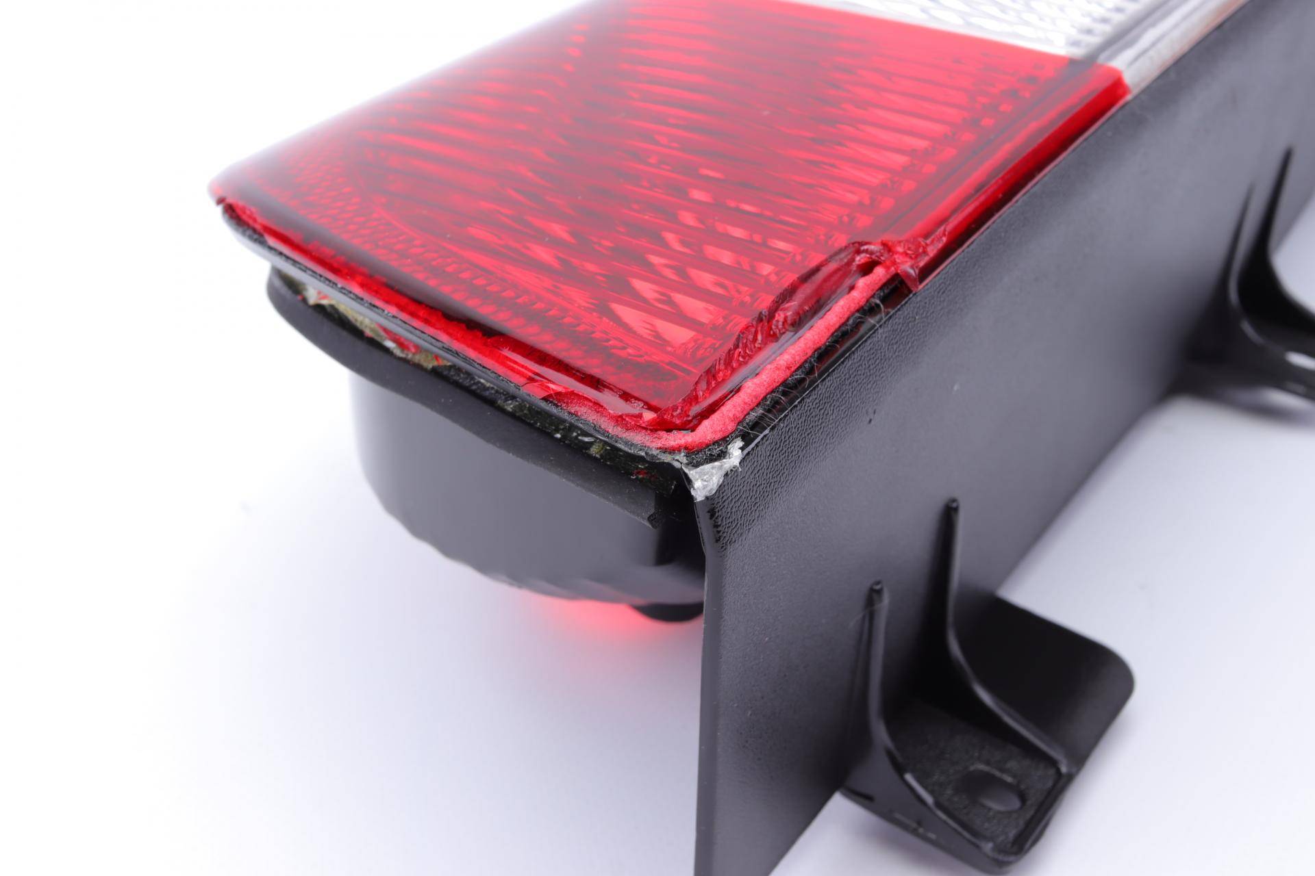 Ліхтар задній MB Vito (W639) 03- (L)(незначне пошкодження)