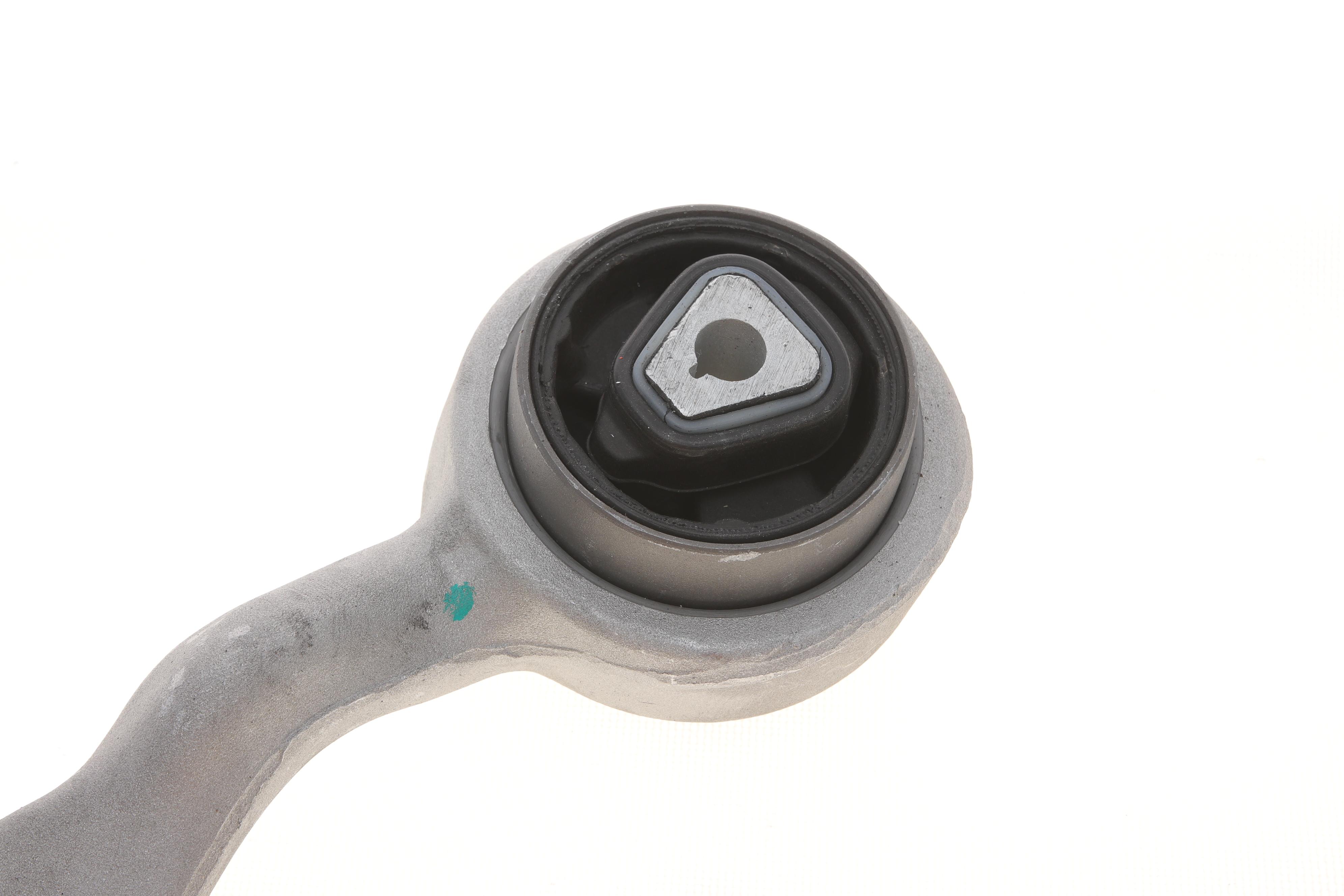 Важіль підвіски (передній/знизу/спереду) (R) BMW 1 (E81/E87)/3 (E90-E93)/X1 (E84) 04-12 N43/N47/N52