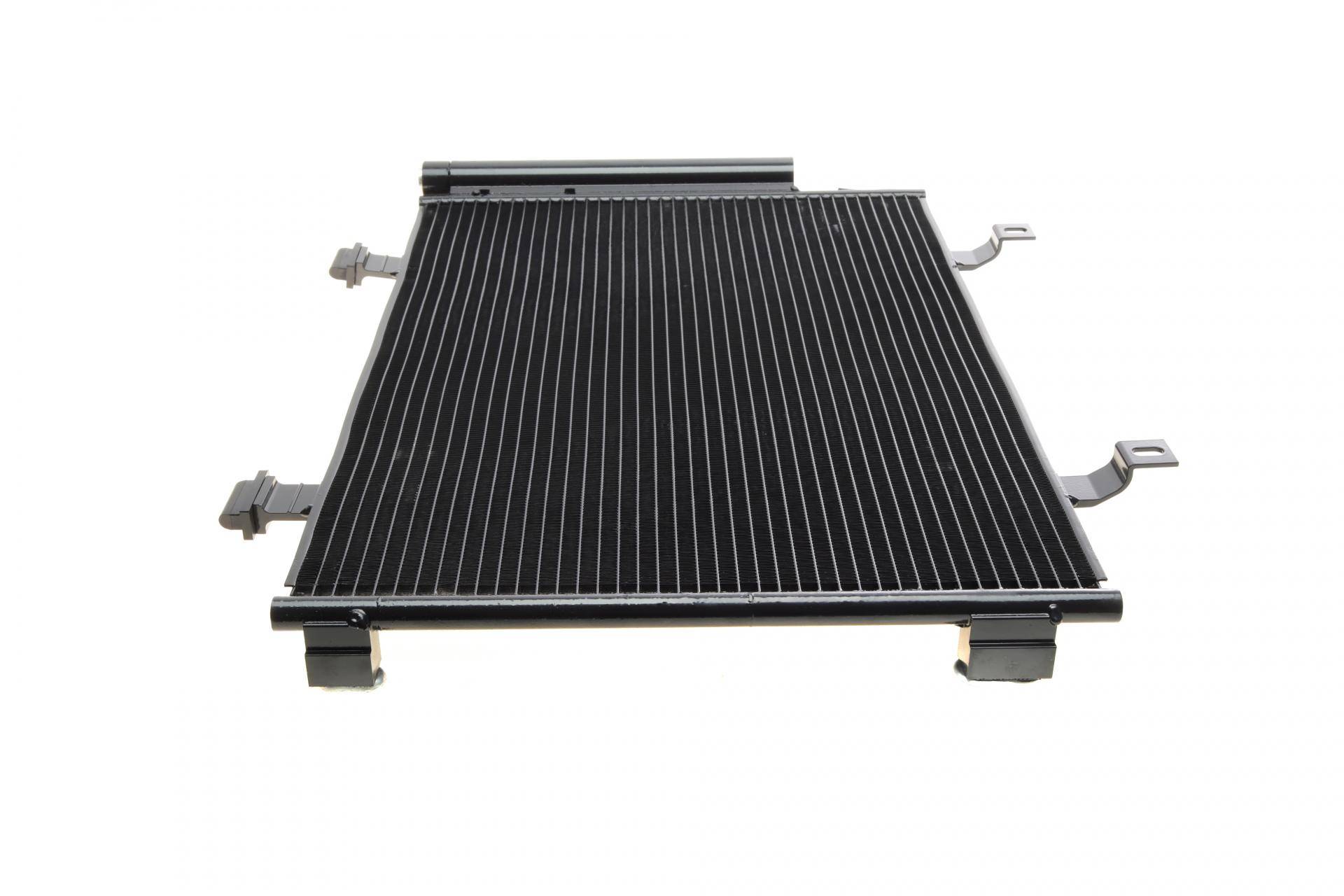 Радіатор кондиціонера (з осушувачем) Suzuki Swift 1.2/1.3/1.6 10-