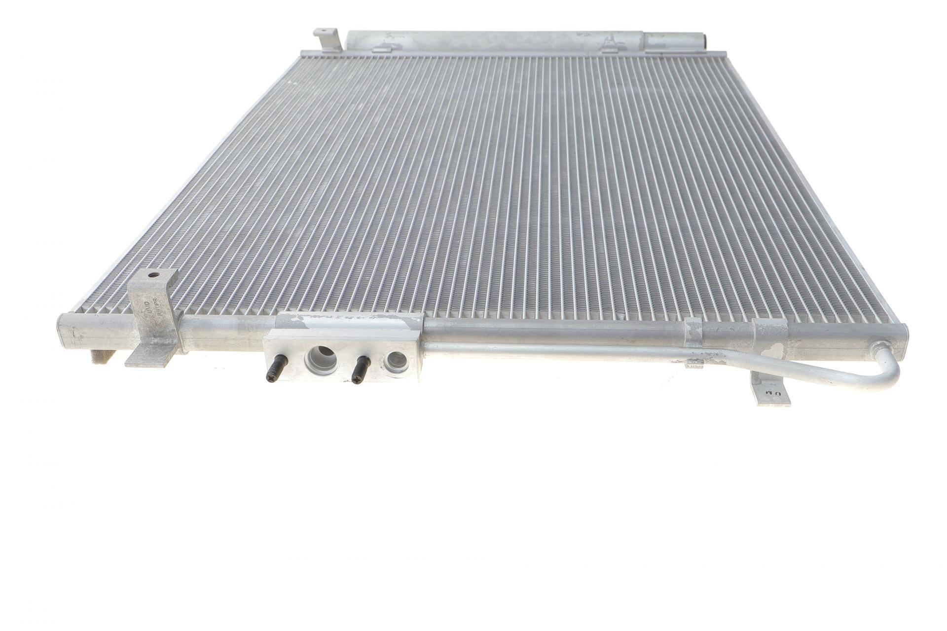 Радіатор кондиціонера Kia Sorento 15-20